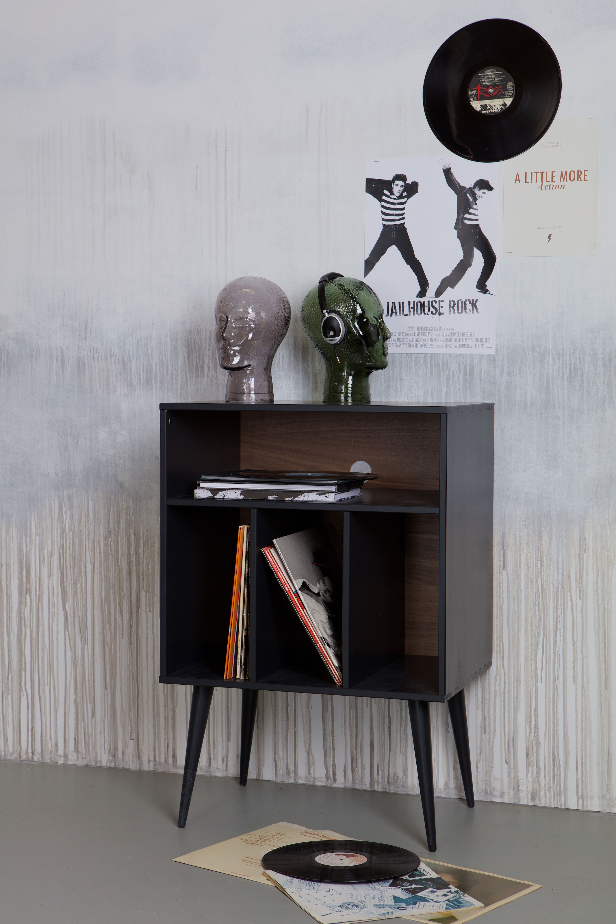 WOOOD Sideboard »James mit Massivkiefer und sichtbare Maserung B 60 x T 44 x H 83 cm« Mit Kabelöffnung, MDF mit Nussbaumoptik, einfach zu montieren