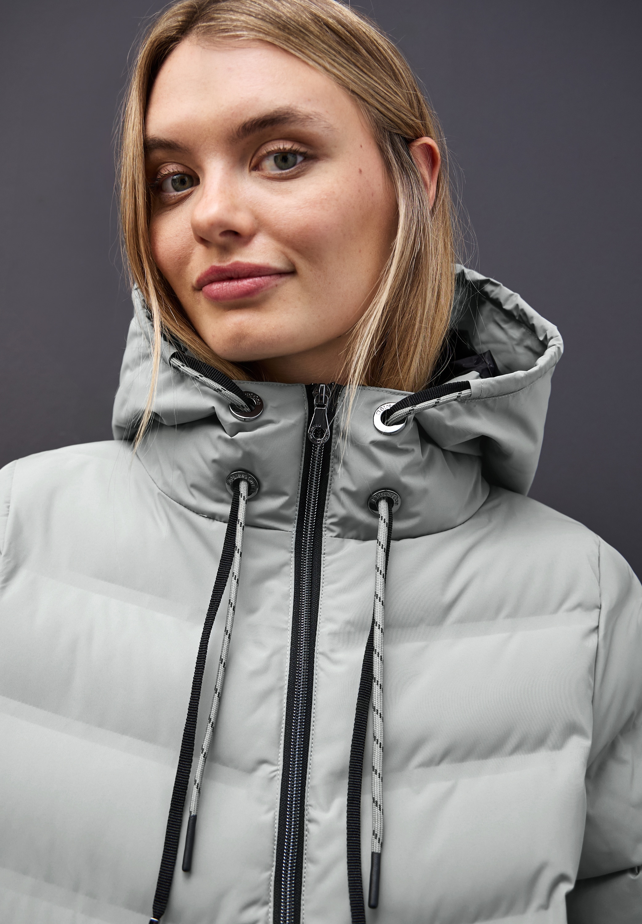 STREET ONE Steppjacke mit Kapuze und geklebten Nähten