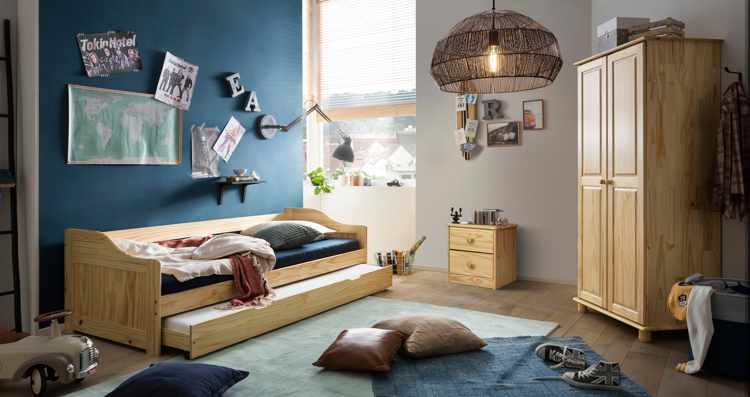 Home affaire Kommode »Chur«, aus Massivholz Kiefer