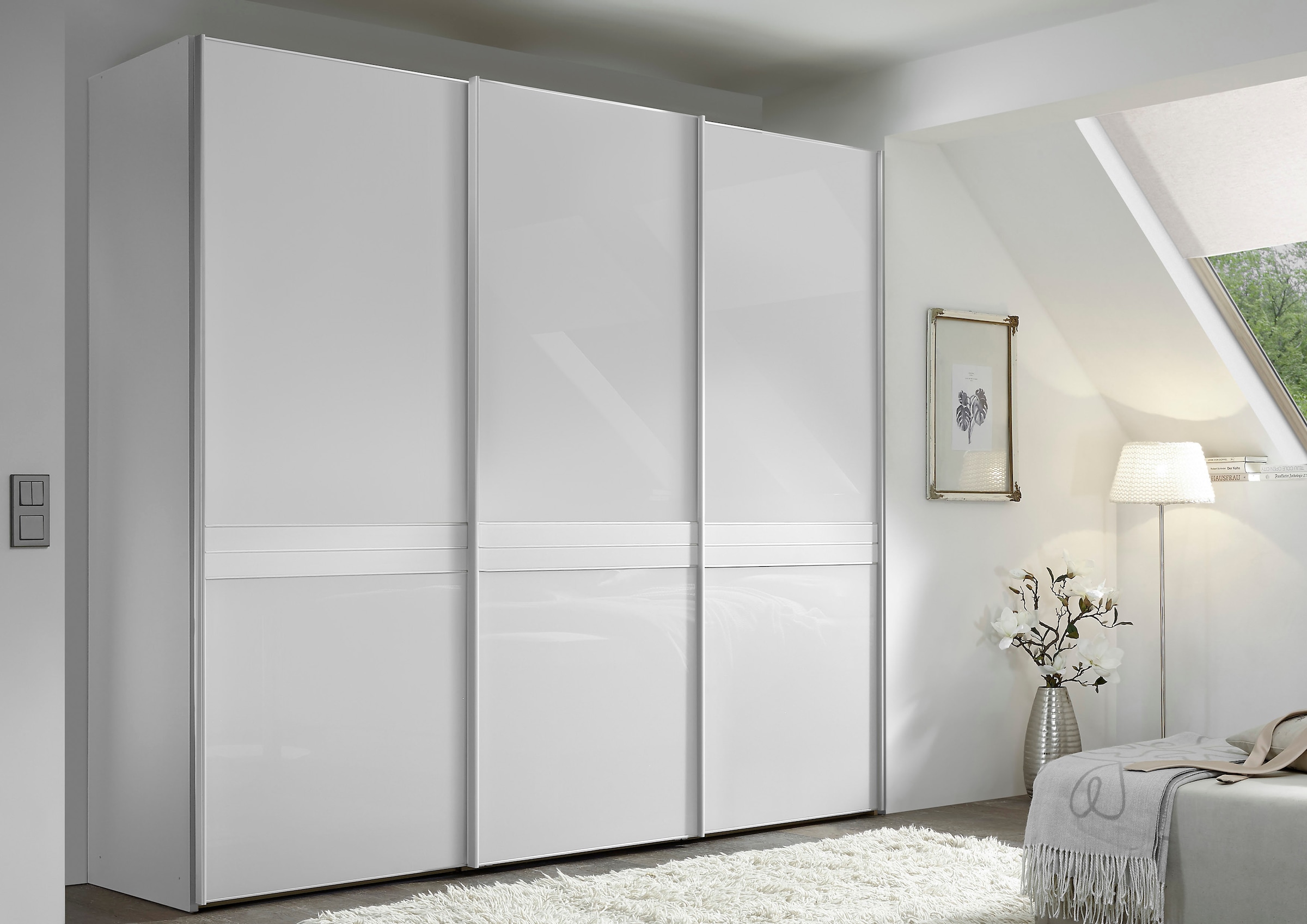 STAUD Schwebetürenschrank »Sinfonie Plus, edles Design in hochwertiger Qualität, Made in Germany« Mittelband in Mattglas und vier verschiedenen Ausstattungsvarianten
