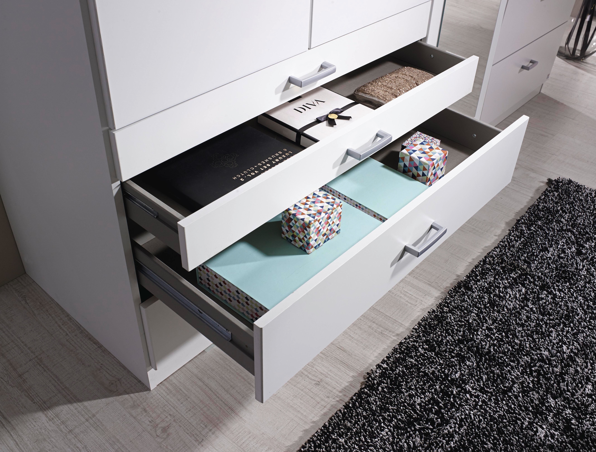 rauch Drehtürenschrank »Kleiderschrank Schrank Garderobe Wäscheschrank WILDBERG« Breiten 230/275 cm, Höhen 212/231 cm,  mit 6 Schubladen, obere Schublade mit Holz-Einteilung MADE IN GERMANY