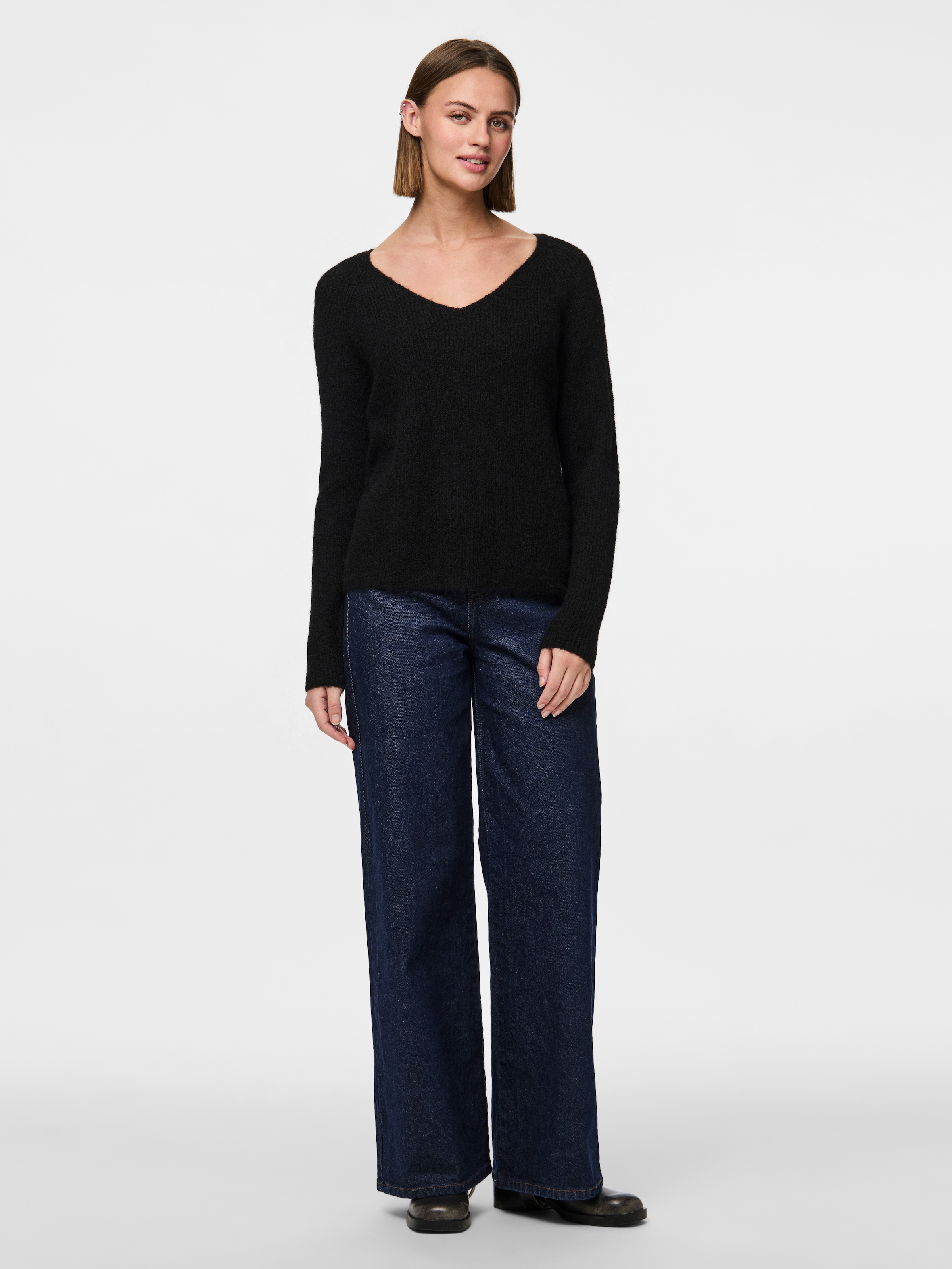 pieces V-Ausschnitt-Pullover »PCELLEN LS V-NECK KNIT NOOS BC« mit Wolle