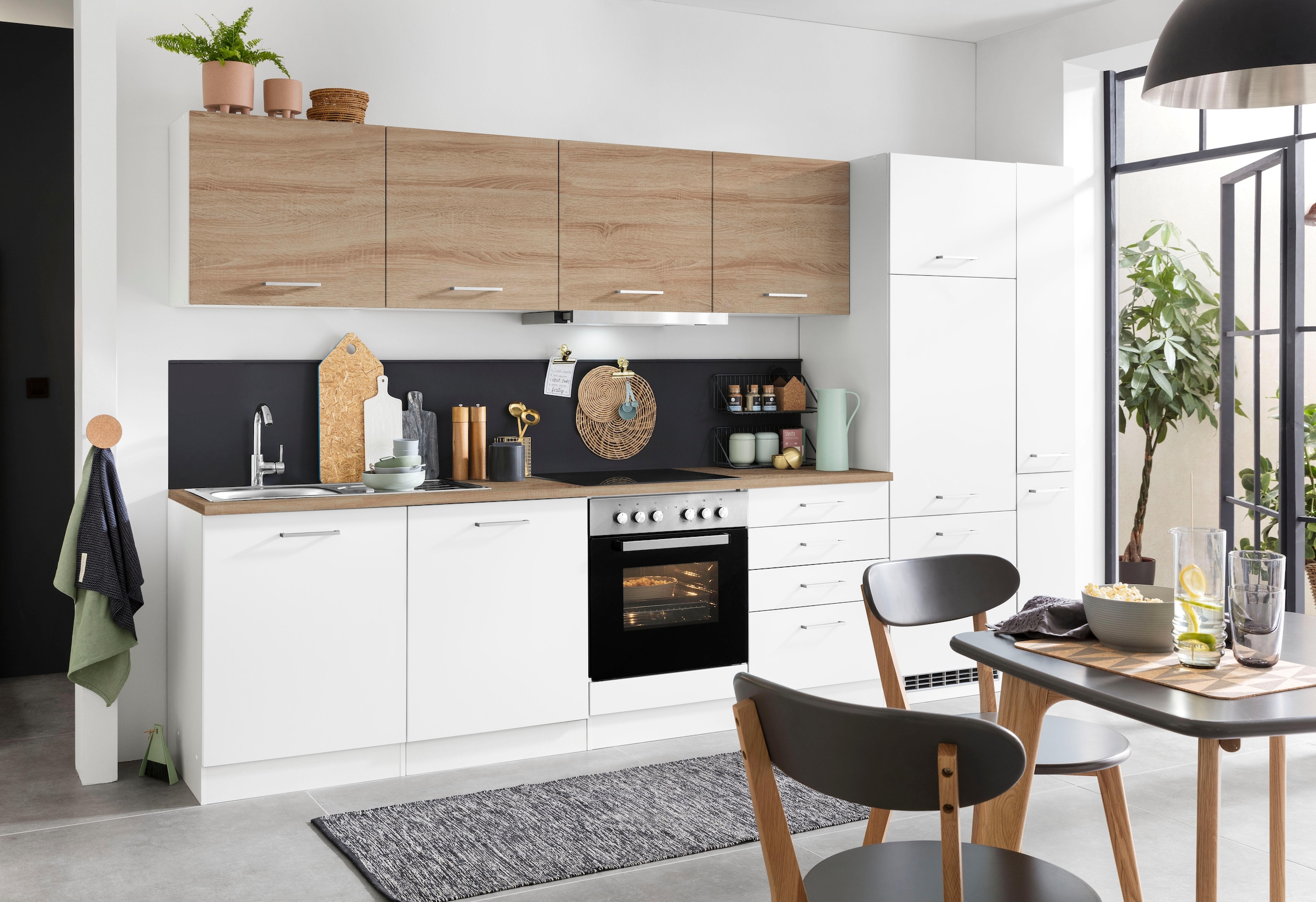 KOCHSTATION Küchenzeile »KS-Visby«, mit E-Geräten, Breite 330 cm inkl. Kühlschrank und Geschirrspüler