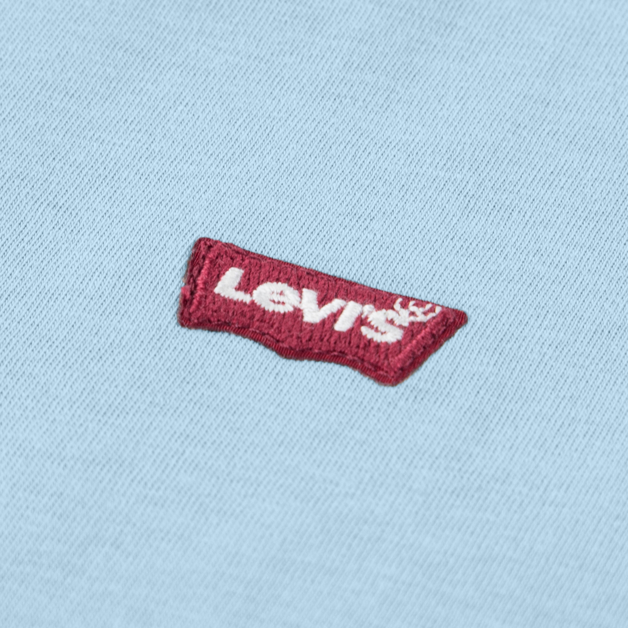 Levi's® Kids T-Shirt »MINI BATWING« mit Logo-Badge auf der Brust