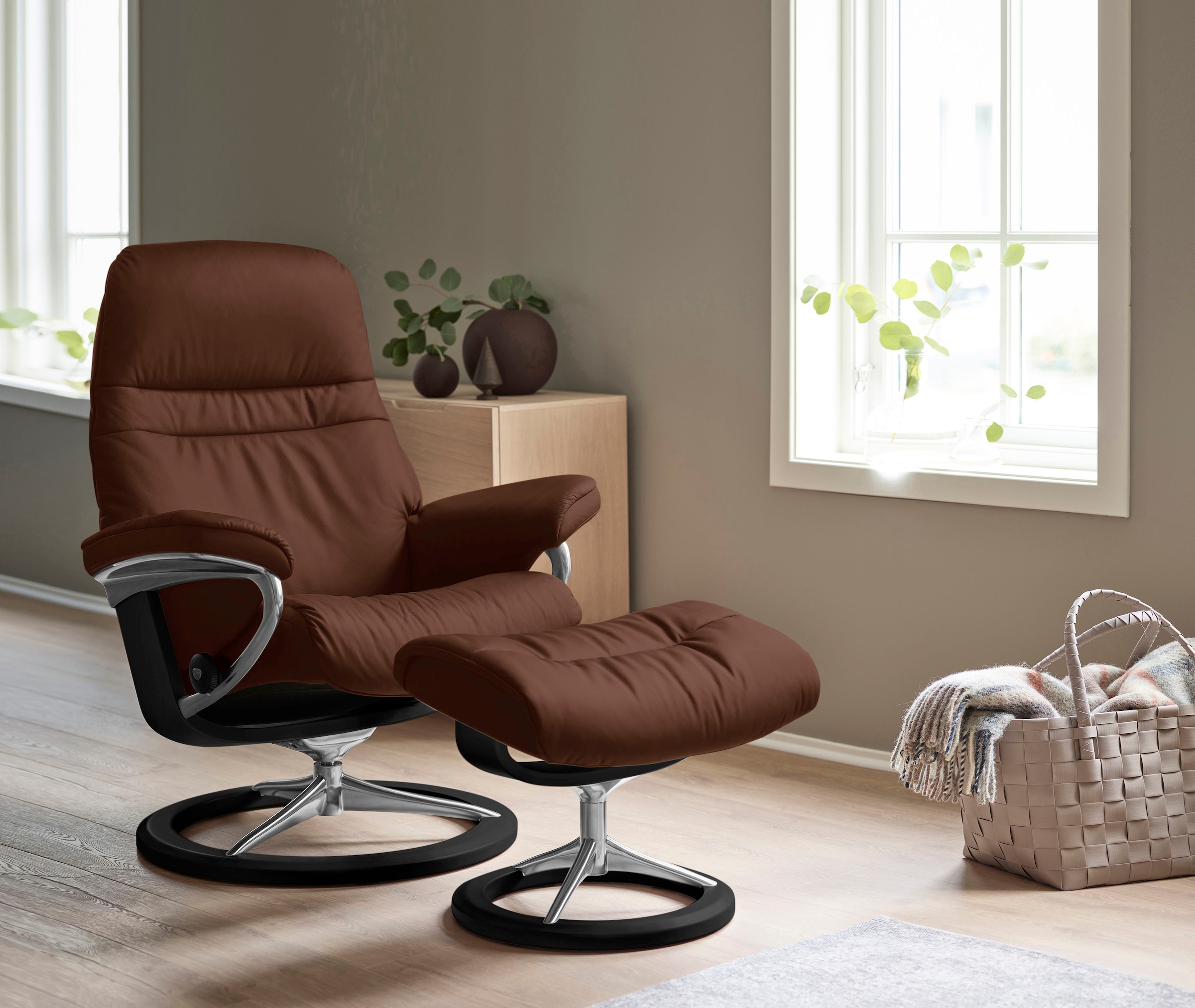 Stressless® Relaxsessel »Sunrise«, (Set, Relaxsessel mit Hocker), mit Signature Base, Größe M, Gestell Schwarz