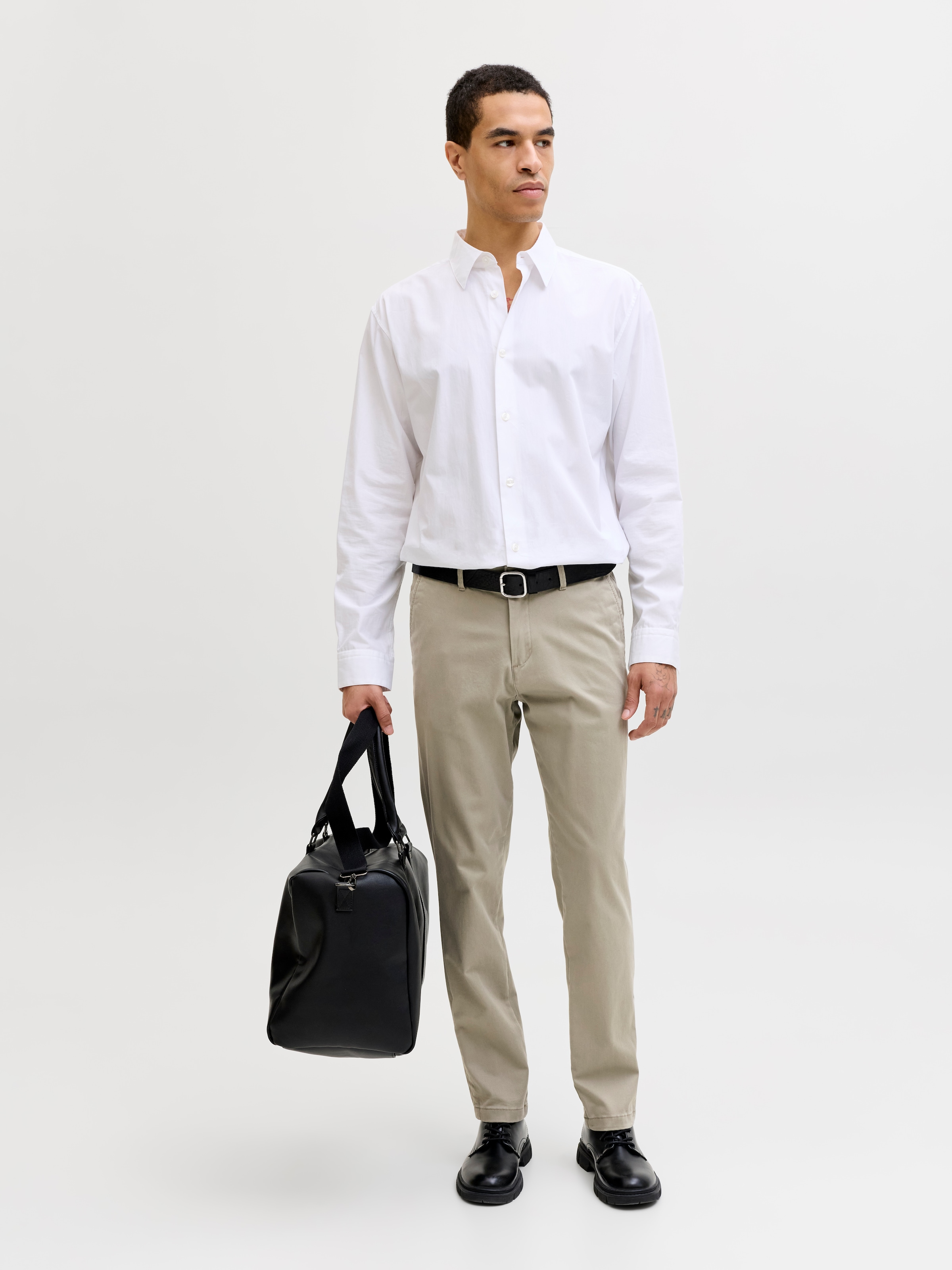 Jack & Jones Chinohose »JJIMARCO mit Badge und hohem Tragekomfort«  unifarben, modisch, slim fit, Baumwollmischung