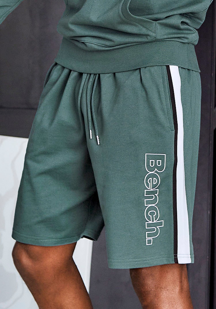 6. Bild von Bench. Loungewear Sweatshorts, mit seitlichen Taschen