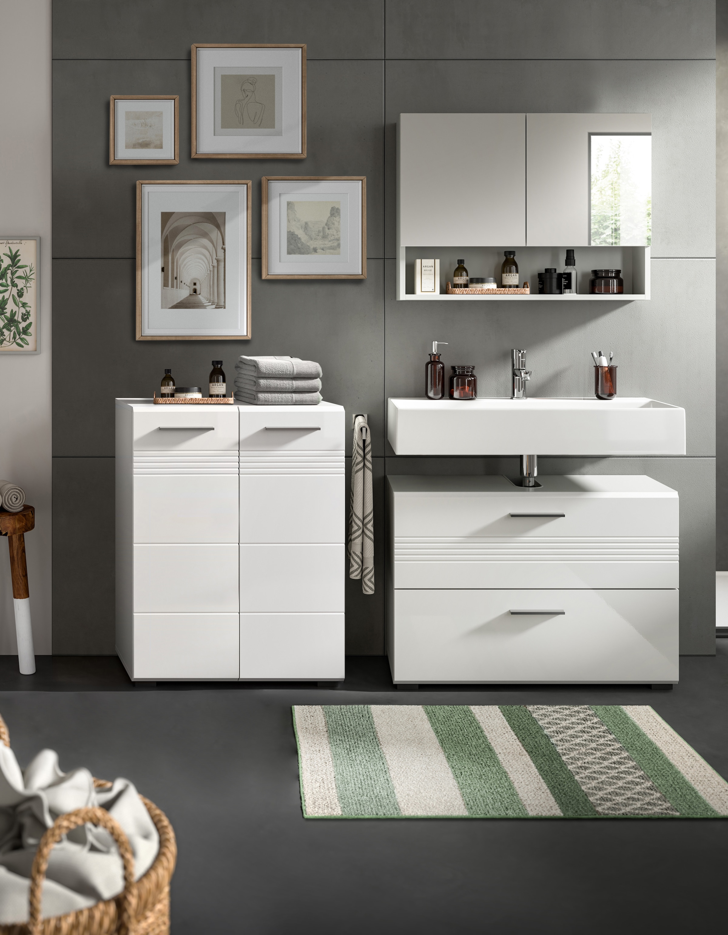 welltime Badmöbel-Set »Calicio, bestehend aus: Midischrank, Waschbeckenunterschrank,«, (3 St.), Spiegelschrank, hochwertige MDF Front mit Rillenfräsung