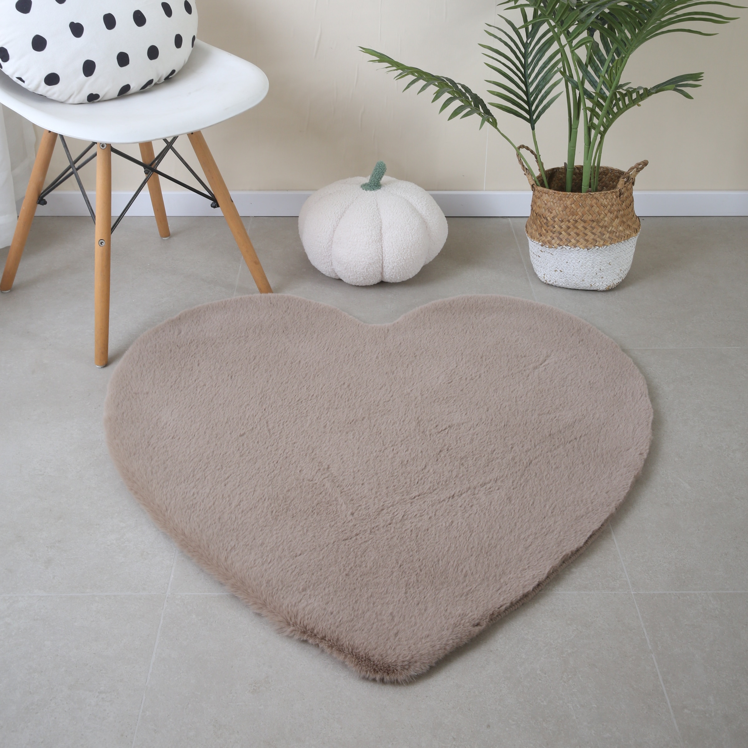 Ayyildiz Teppiche Designteppich »CATY 5304«, herzförmig, 25 mm Höhe, Besonders weich / Softflor / Kunstfell / waschbar