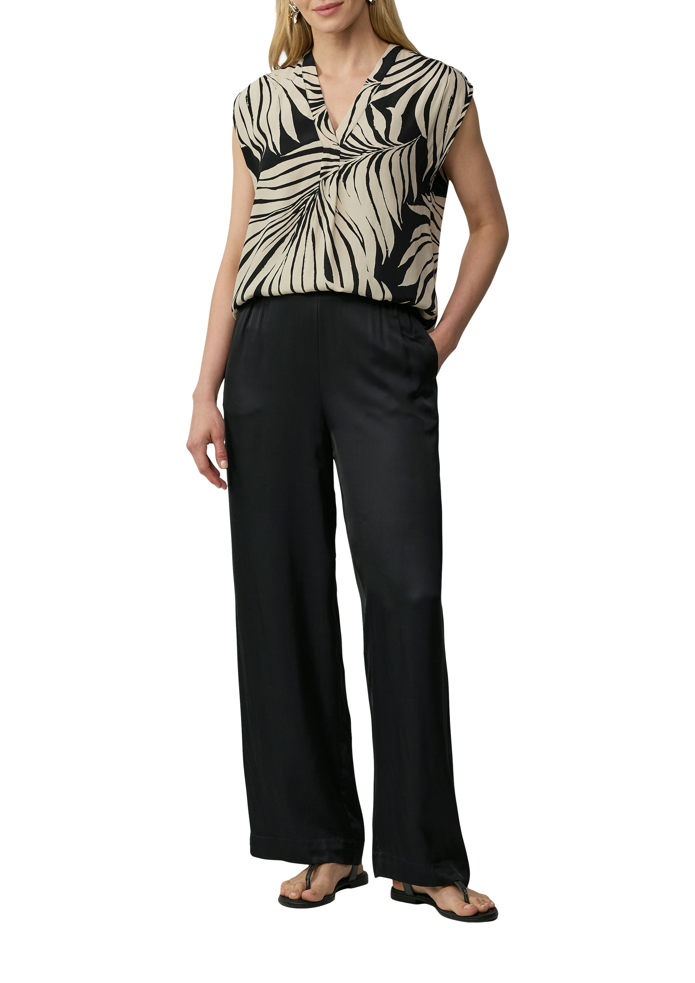 s.Oliver BLACK LABEL Kurzarmbluse, mit All-Over Print