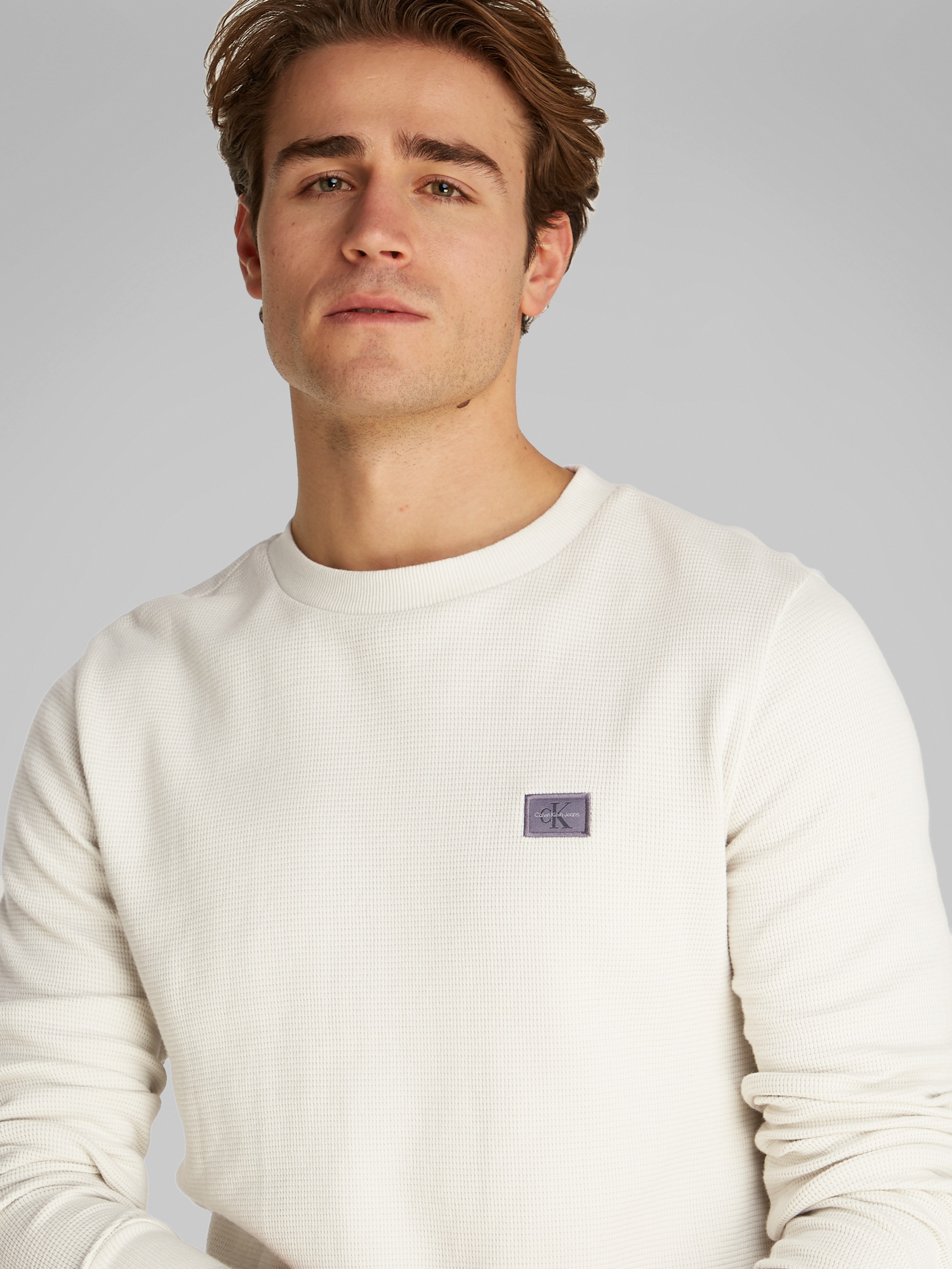 Calvin Klein Jeans Langarmshirt »WOVEN LABEL WAFFLE LS TEE« Logodruck