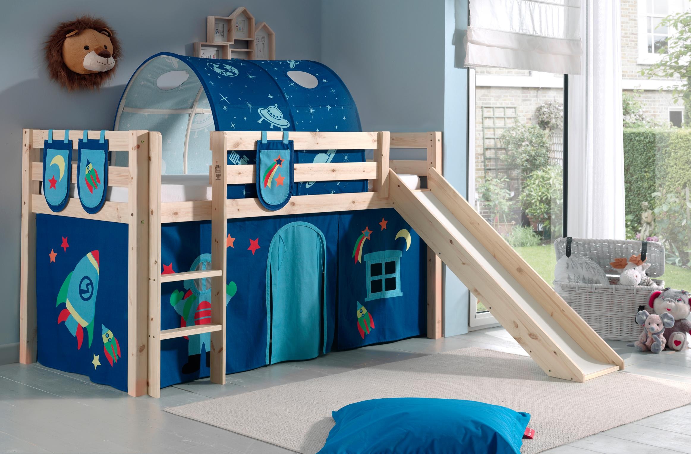 Vipack Hochbett "Pino, Spielbett massiv Kiefer, stabil gebaut, 3 Korpusfarb günstig online kaufen