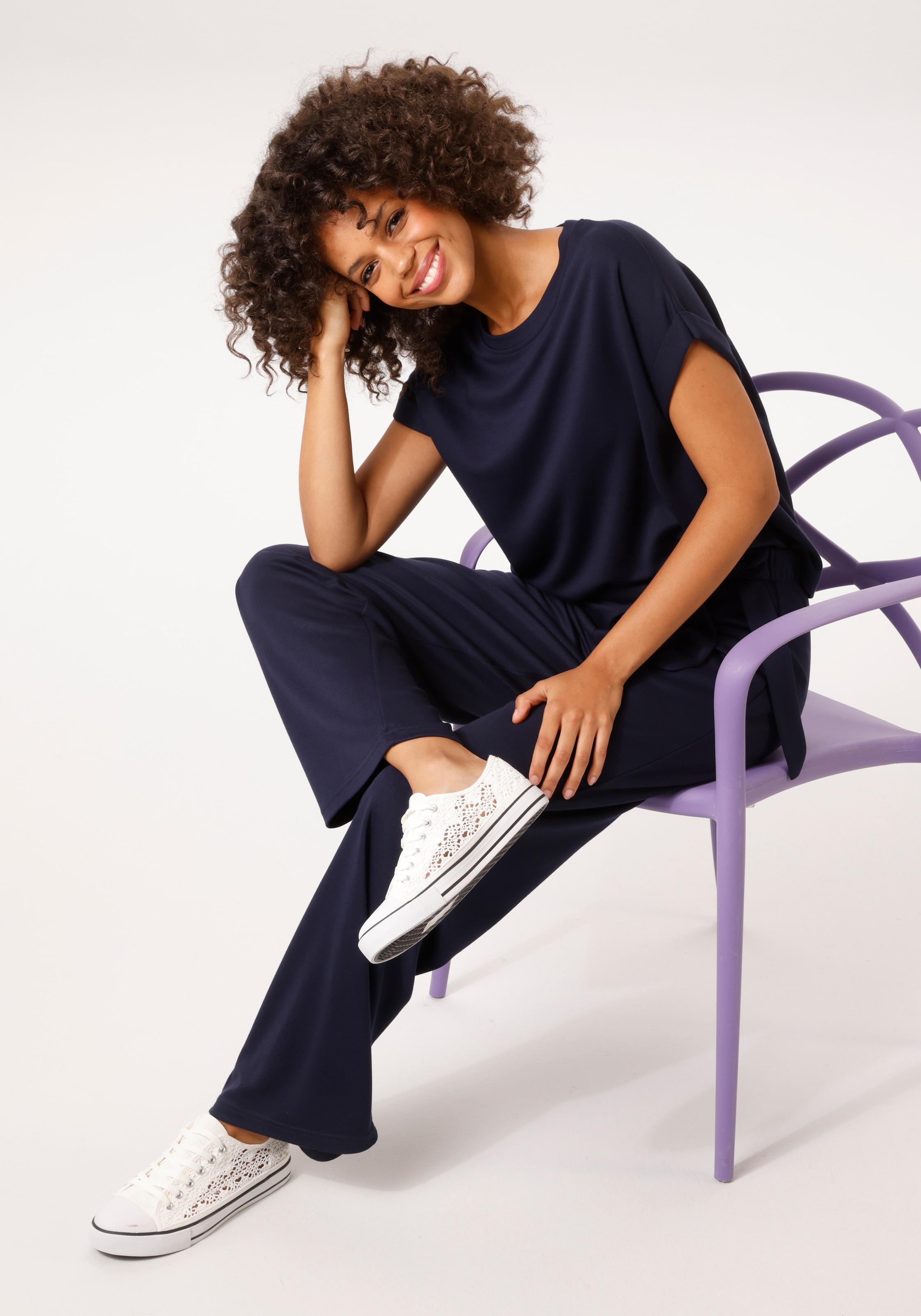 Aniston CASUAL T-Shirt mit fixiertem Ärmel-Umschlag