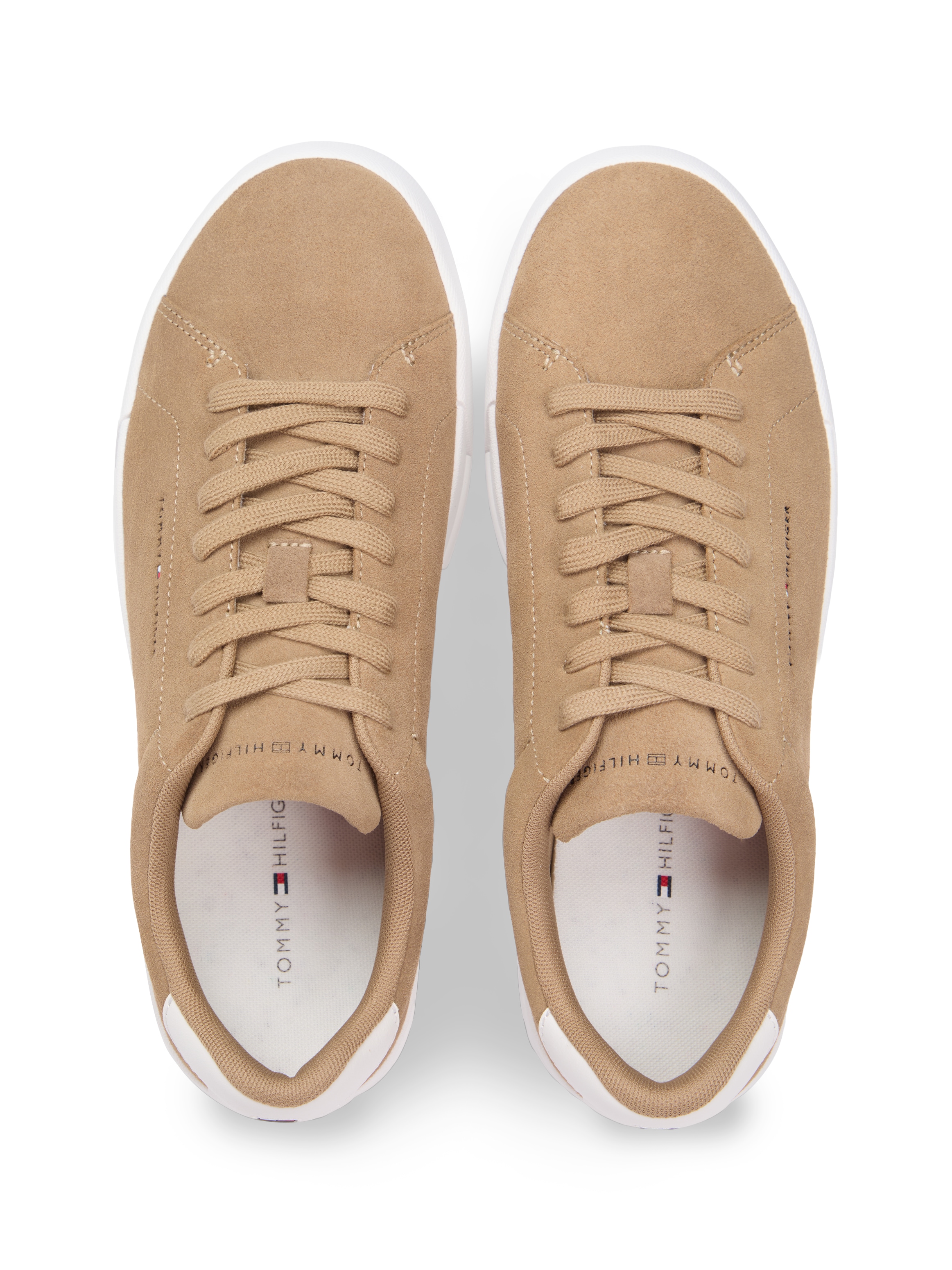 Tommy Hilfiger Sneaker »TH COURT CORE SUEDE«  Freizeitschuh, Halbschuh, Schnürschuh mit seitlicher Logoprägung