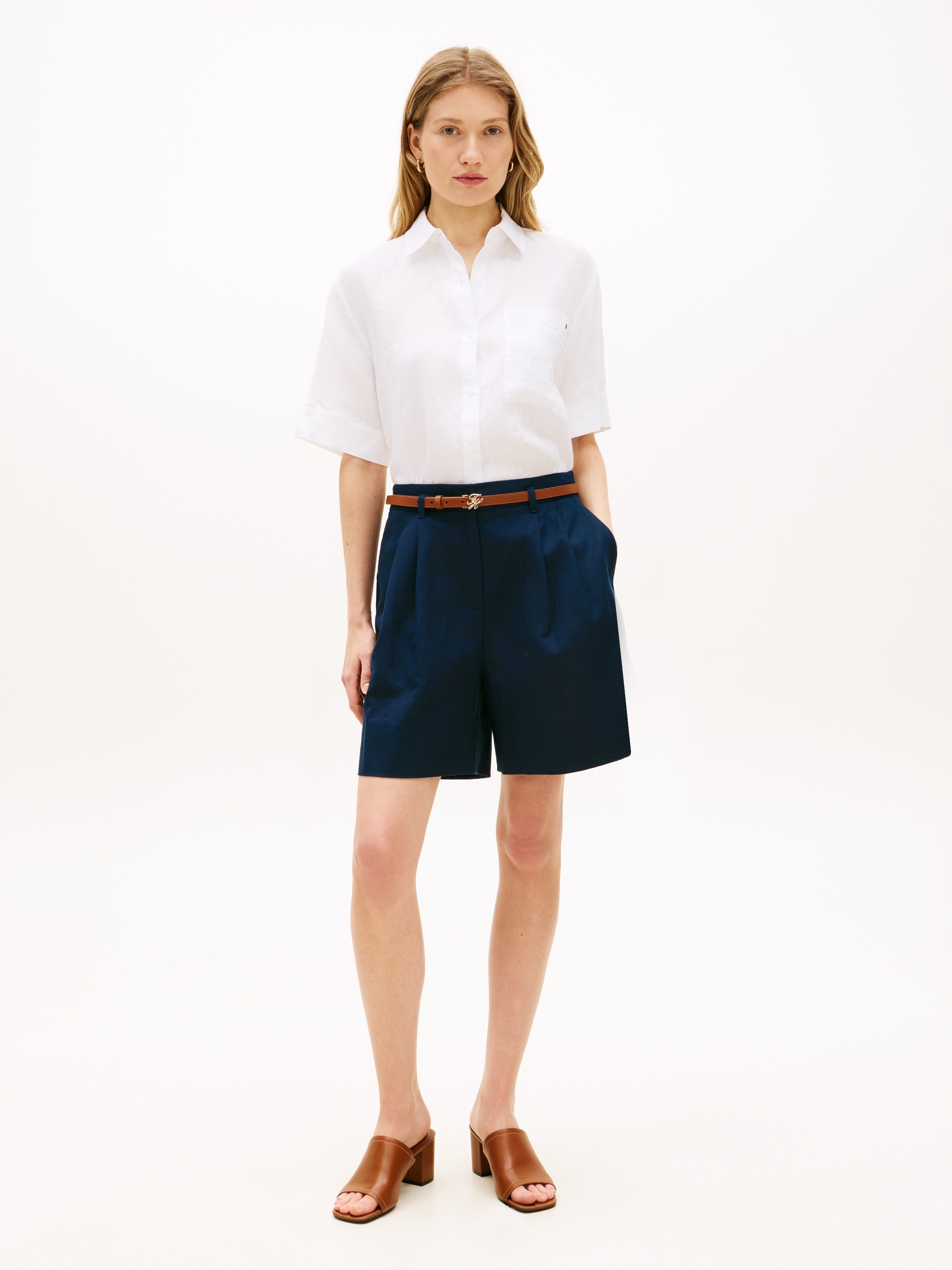 Tommy Hilfiger Kurzarmbluse »ESS LINEN SHORT SLEEVE SHIRT« mit aufgesetzter Brusttasche und Flag-Stickerei, reines Leinen