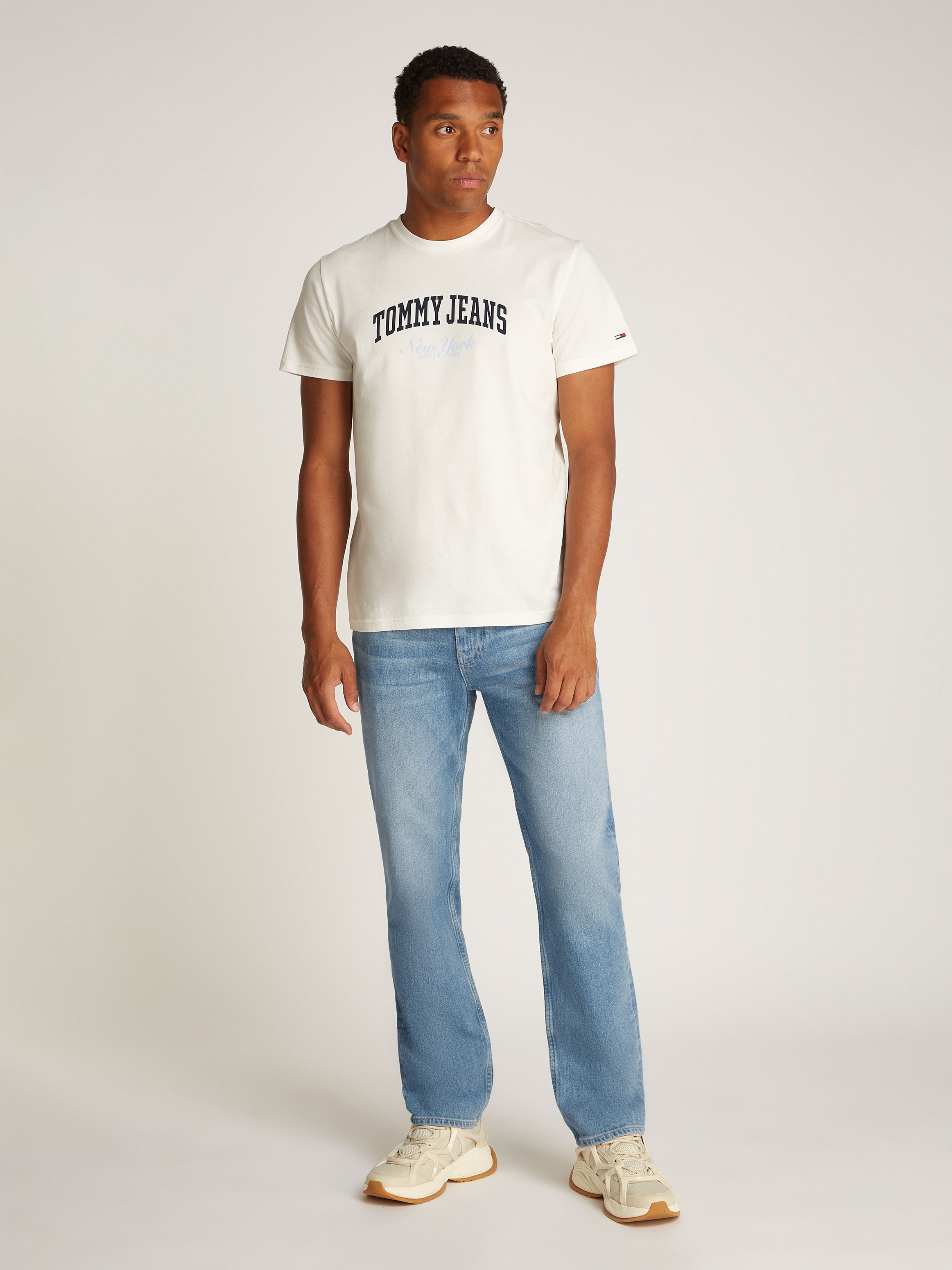 Tommy Jeans Slim-fit-Jeans »RYAN SLIM STRAIGHT«, mit Logoprägung