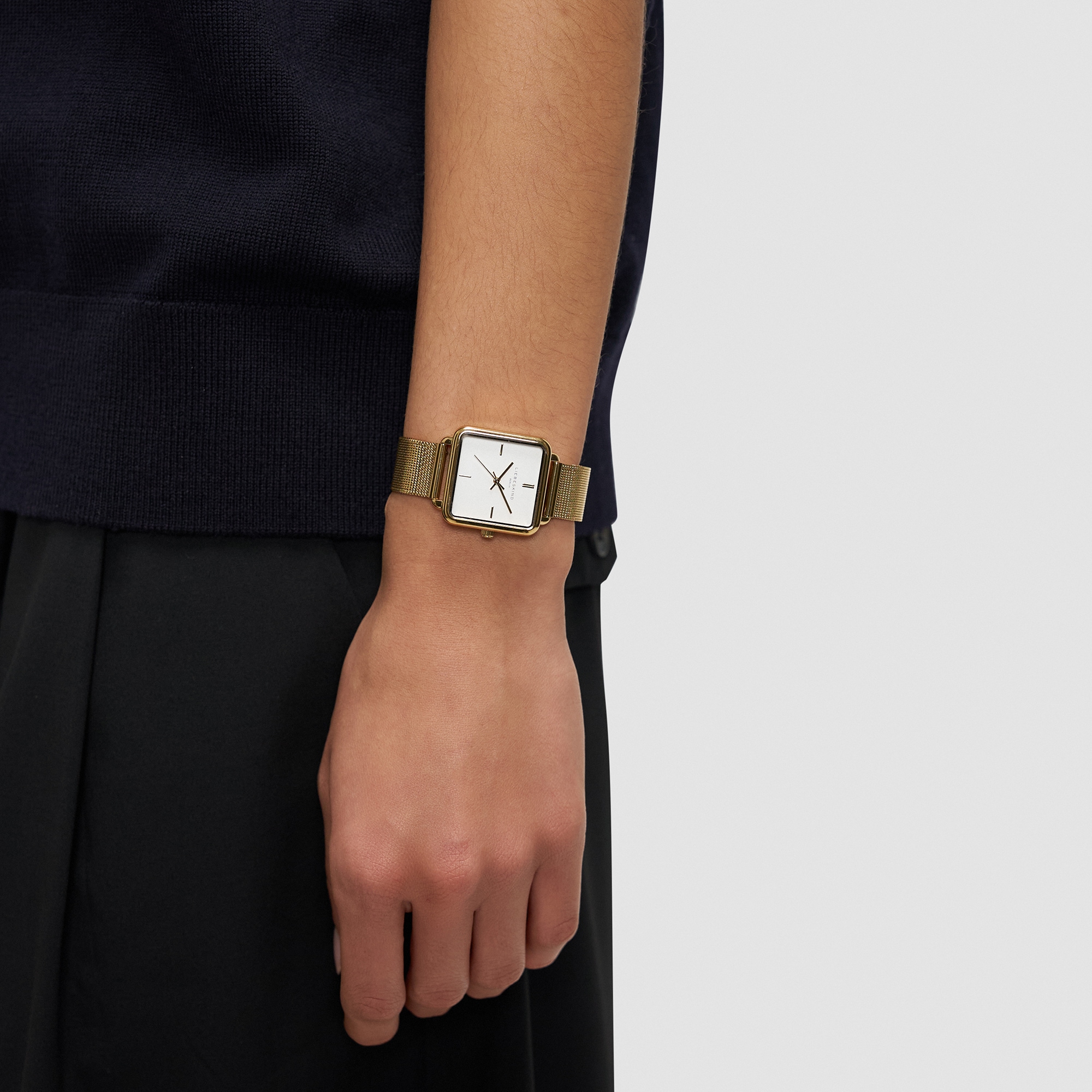 Liebeskind Berlin Quarzuhr »Modern Mesh« Armbanduhr, Damenuhr, Edelstahlarmband, analog
