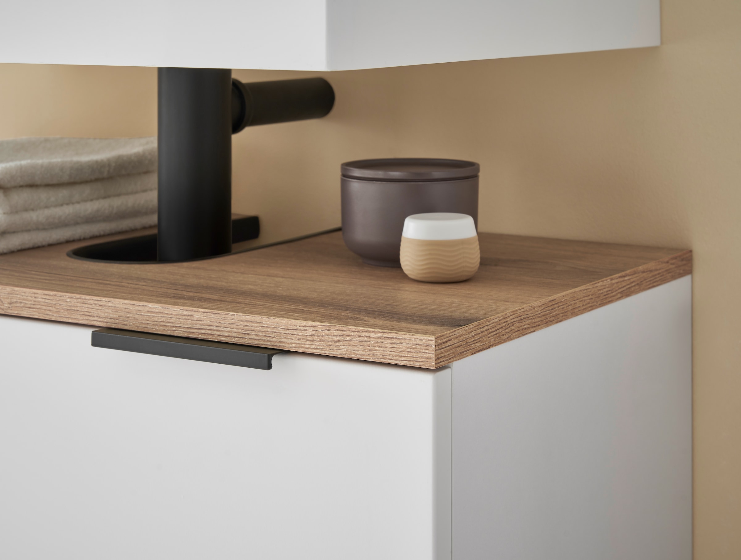 BASIC by Balculina Waschbeckenunterschrank »Denver Waschbeckenunterschrank, Badezimmerschrank BxHxT 80x60x35« 1 Stk. tlg. Breite 80 cm, Tür L/R montierbar, Softclose