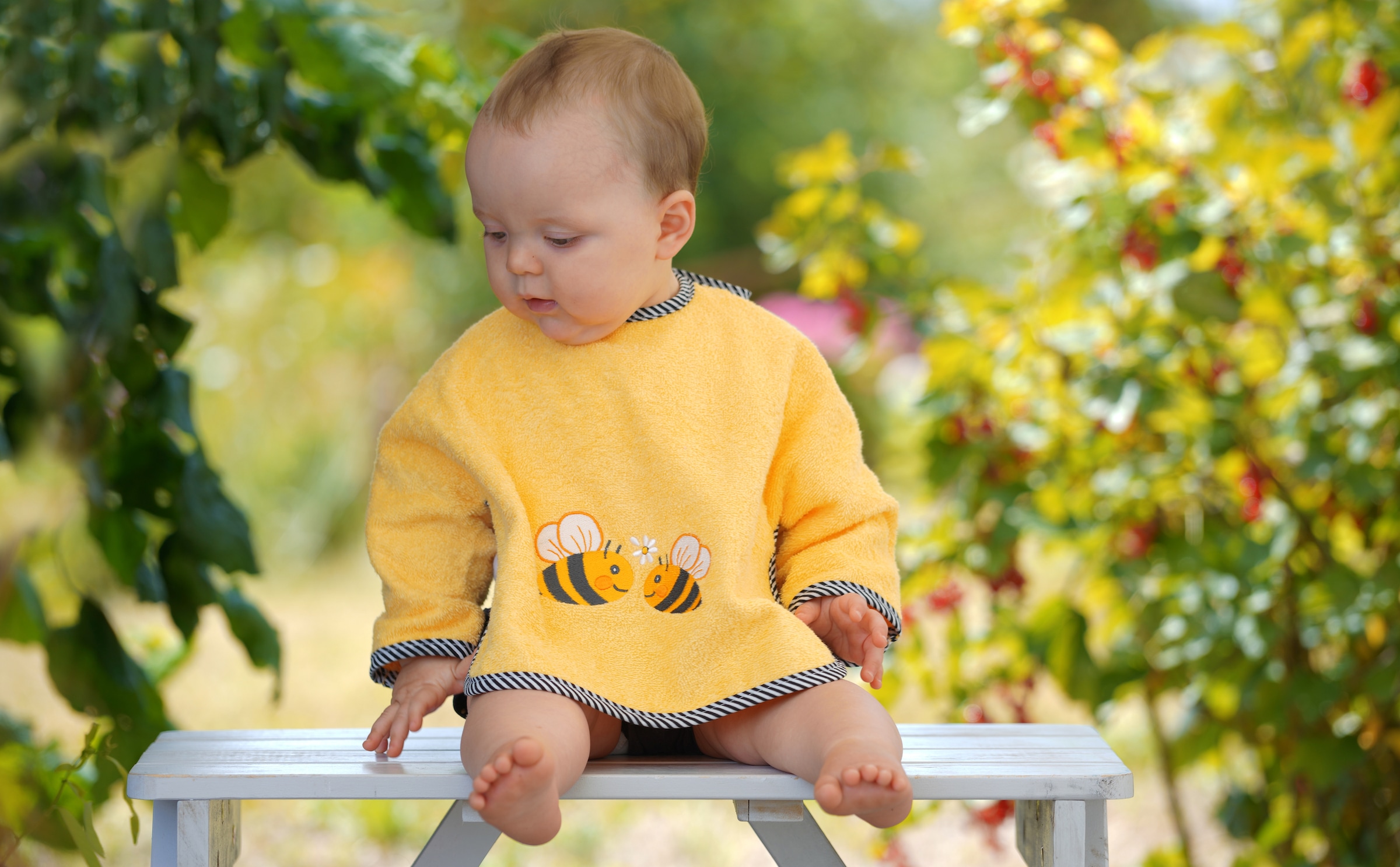 Wörner Lätzchen »Bienen Ärmellätzchen«, (1 St.), mit Ärmeln, maschinenwaschbar, trocknergeeignet