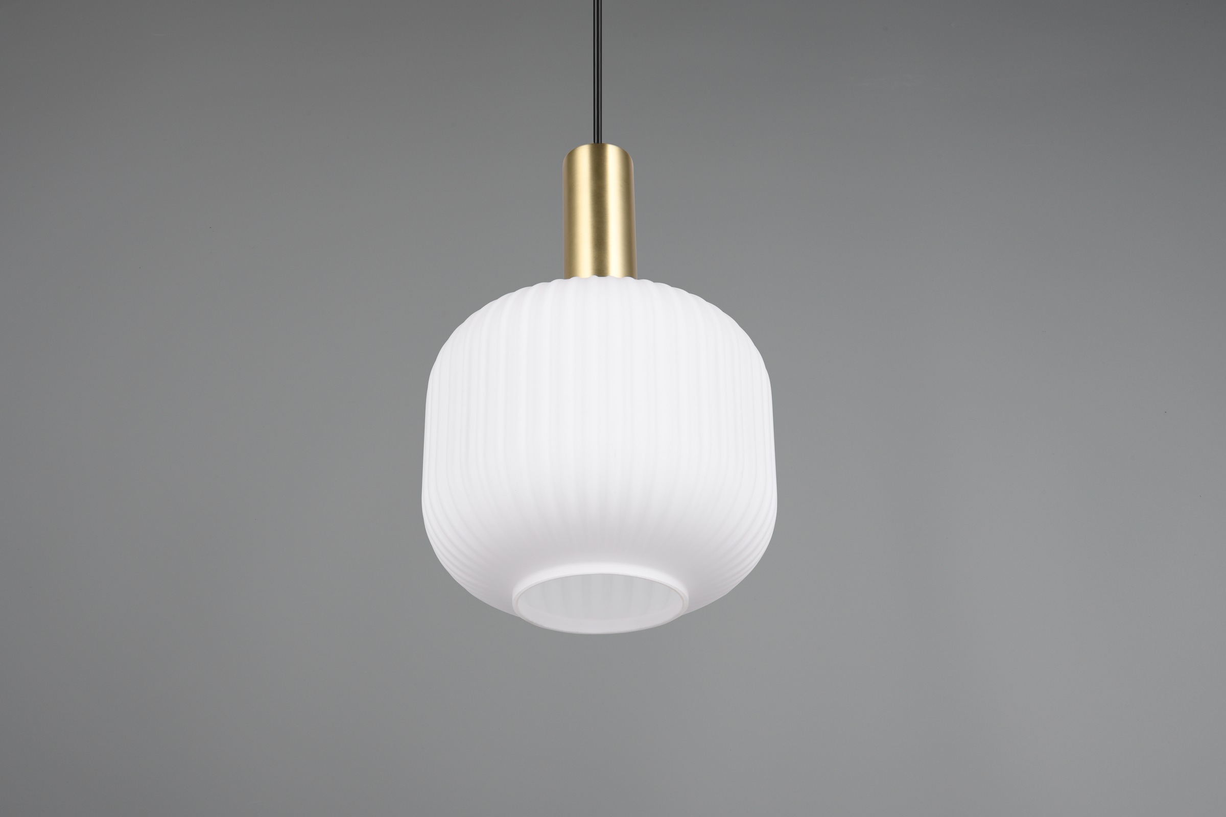 TRIO Leuchten Pendelleuchte »DIVA, E27 Hängelampe 1-flammig mit Glasschirm, exkl 1xE27 max 10W«, 1 flammig, Leuchtmittel E27 | Leuchtmittel wechselbar, höhenverstellbar bis max 150cm, Ø 20cm, Hängeleuchte Wohnzimmer Küche