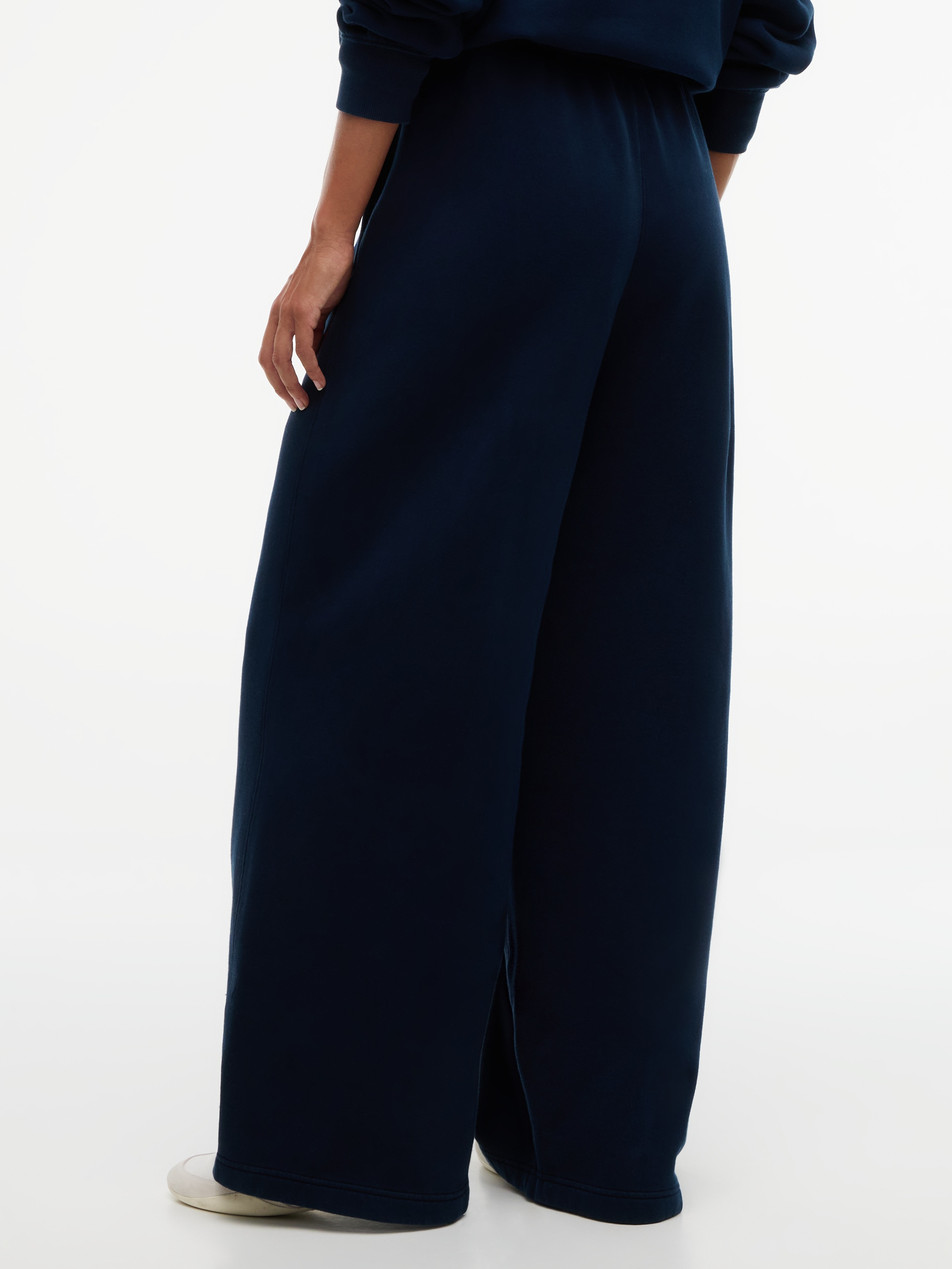 Tommy Jeans Sweathose »TJW WIDE LEG SCRIPT SWEATPANTS«  Baumwollmischung, lässig geschnitten