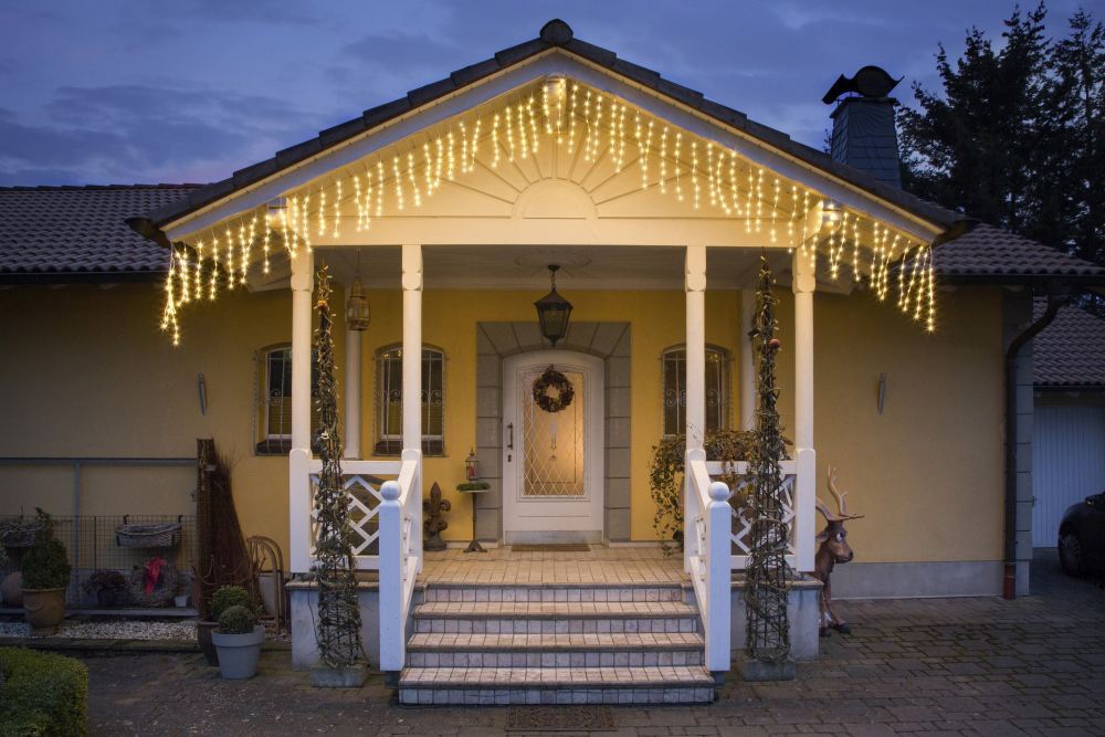 KONSTSMIDE LED-Lichterkette »Weihnachtsdeko aussen«, variabel als Lichterkranz/Lichtergirlande, 240 warmweiße Dioden
