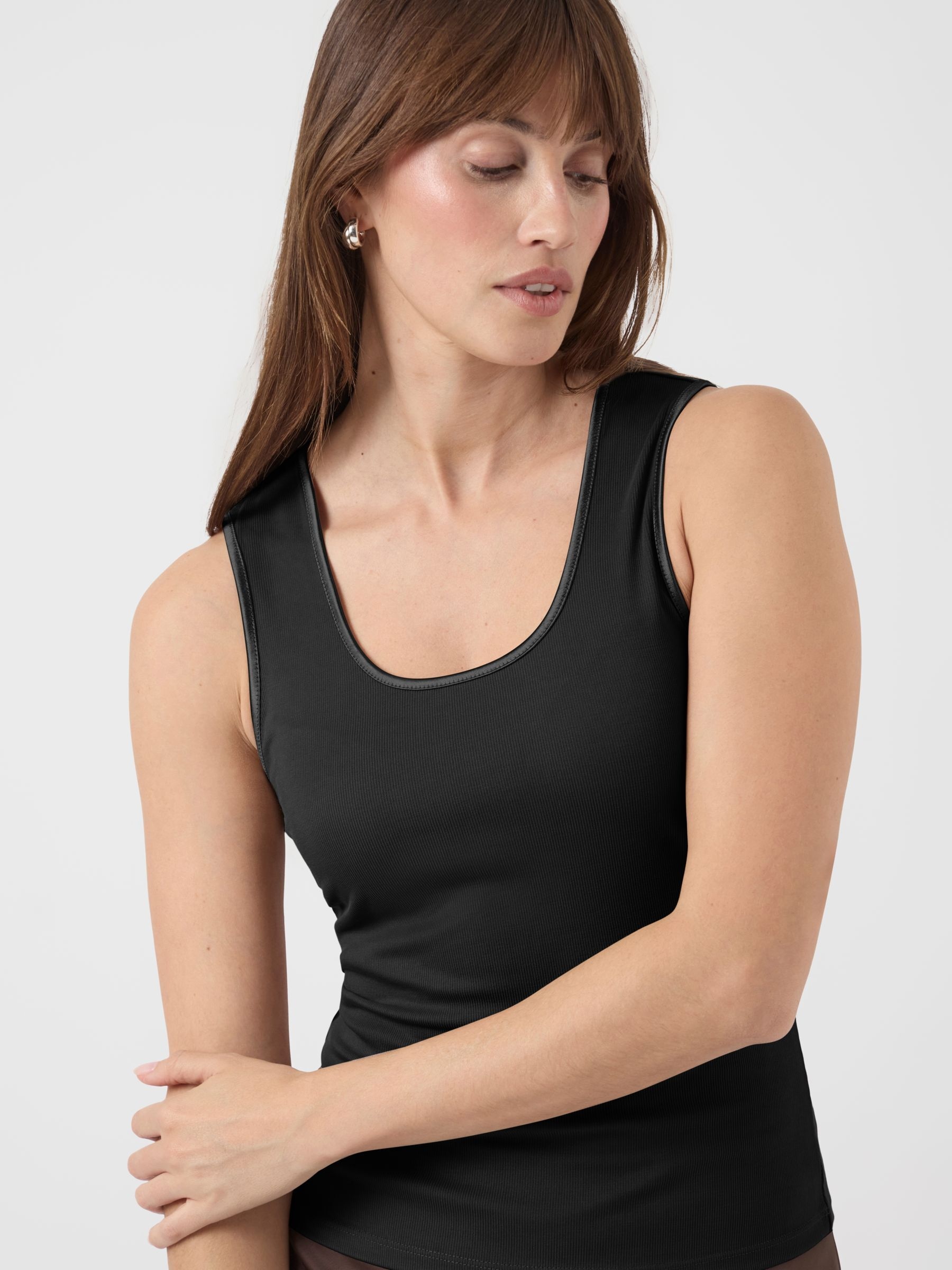 Y.A.S Tanktop »YASPALOMA TANK TOP NOOS« mit Satinpaspel