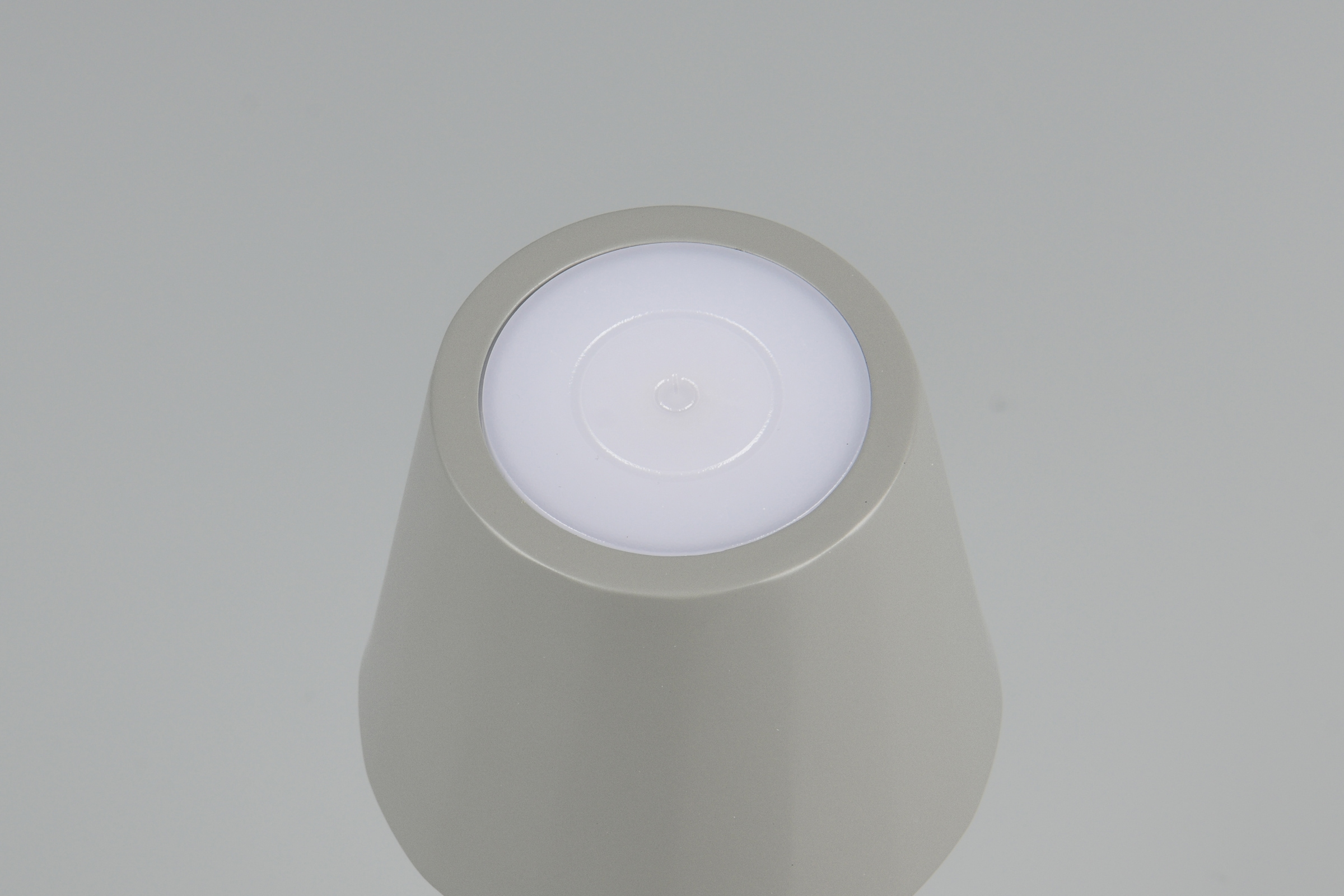 REALITY Leuchten LED Tischleuchte »DIAZ, Outdoor Akku Tischlampe Höhe 21 cm Ø 8,5 cm, IP44, Touchdimmer«, 1 flammig, Leuchtmittel LED-Board | LED fest integriert, CCT Lichtfarbe einstellbar 2700-6500K, 160 Lumen, 1,6W, USB Anschluss