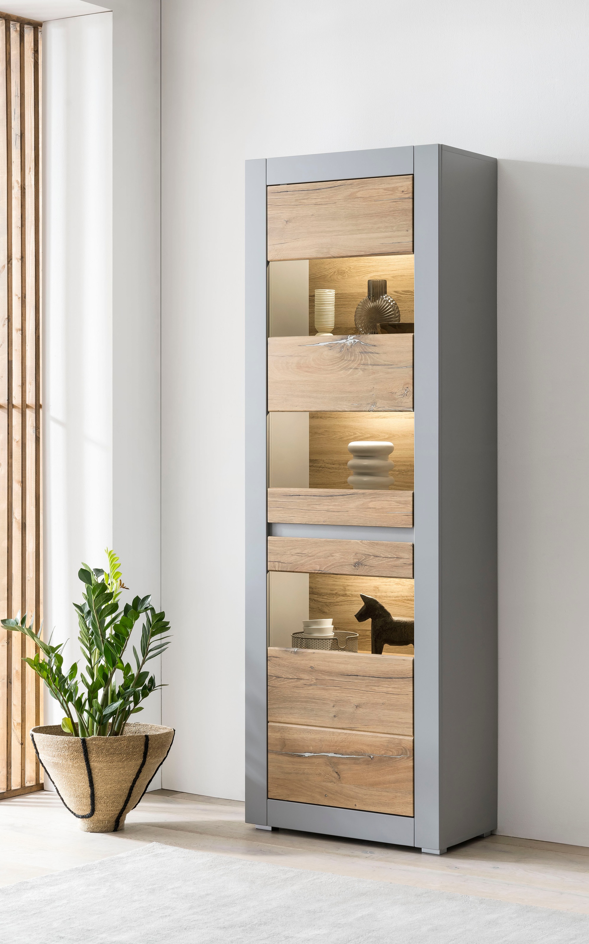 Vitrine „CASABLANCA“, Soft-Close, Höhe 198 cm, Platingrau B/H/T: 66 cm x 198 cm x 35 cm