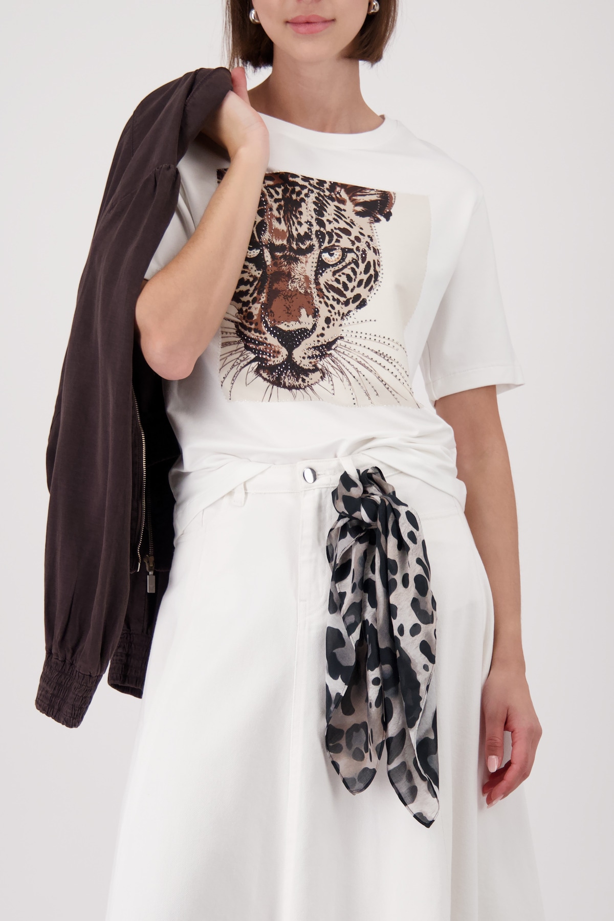 Monari Modetuch »Schal/Tuch Leodruck allover« Regular fit mit Leomuster