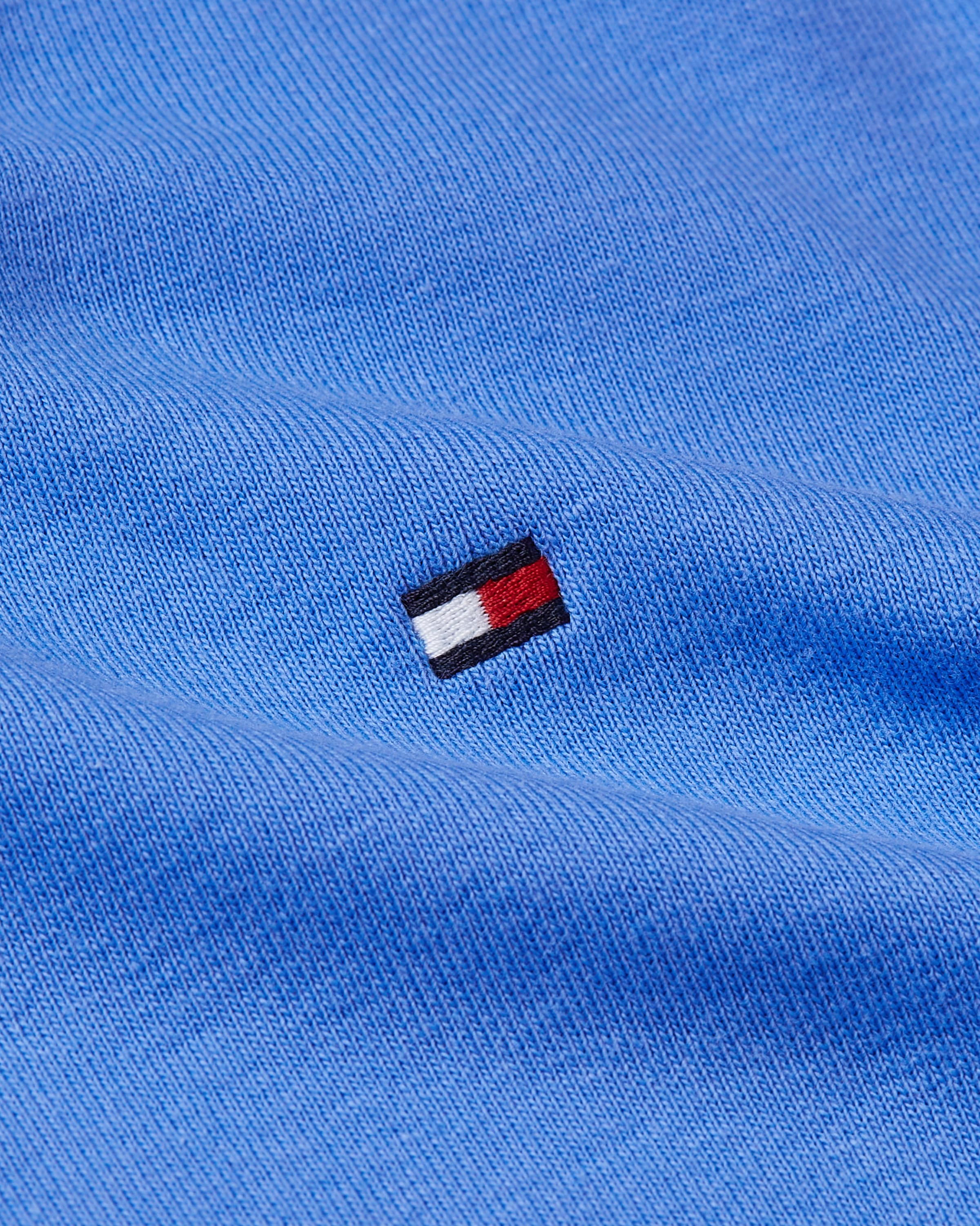 Tommy Hilfiger T-Shirt »SLIM CODY V-NK SS«, mit Logostickerei