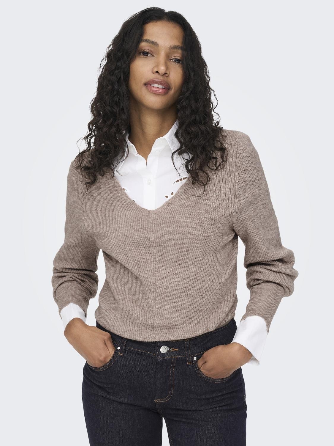 ONLY V-Ausschnitt-Pullover »ONLATIA L/S V-NECK CUFF KNT«