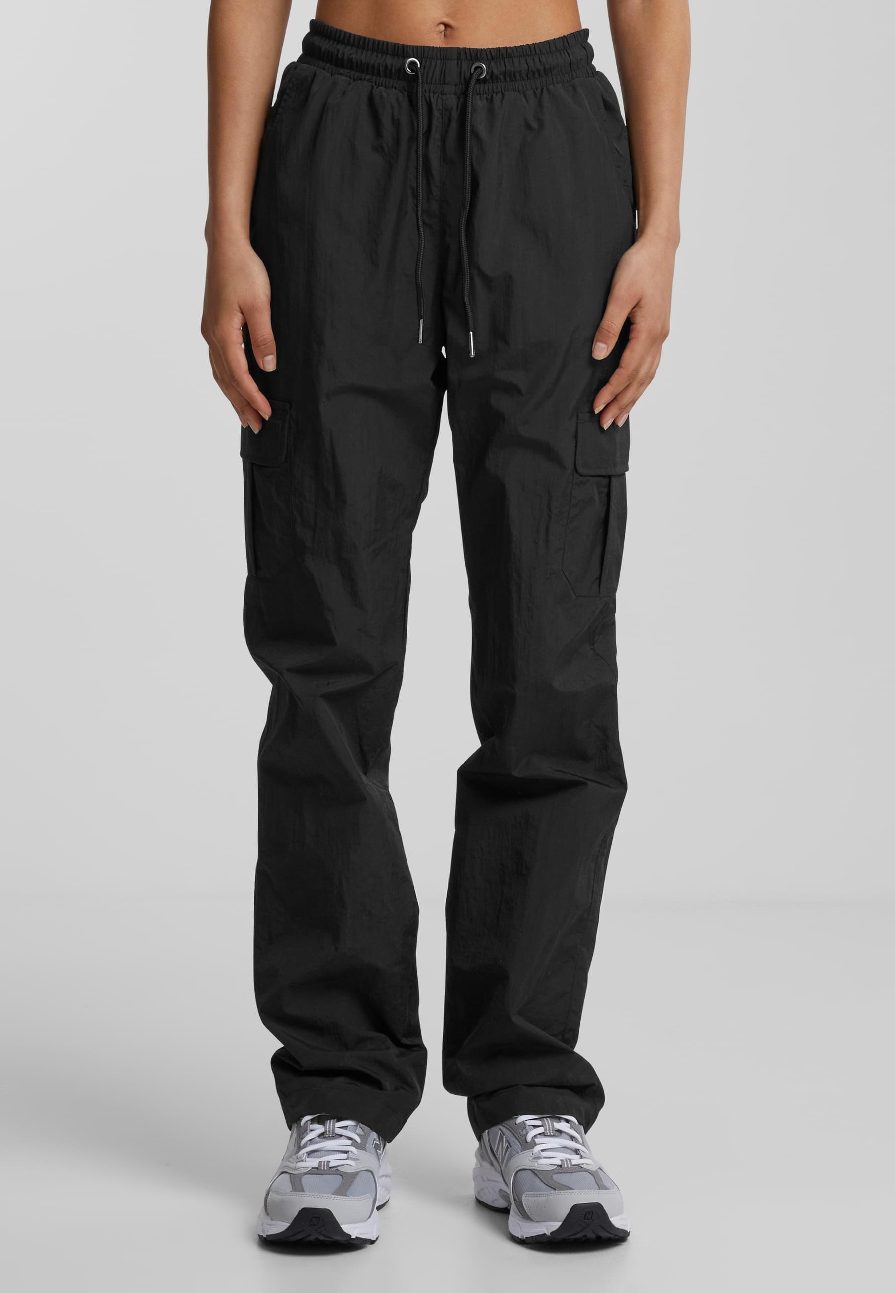 URBAN CLASSICS Cargohose »Urban Classics Damen Ladies Nylon Cargo Pants«