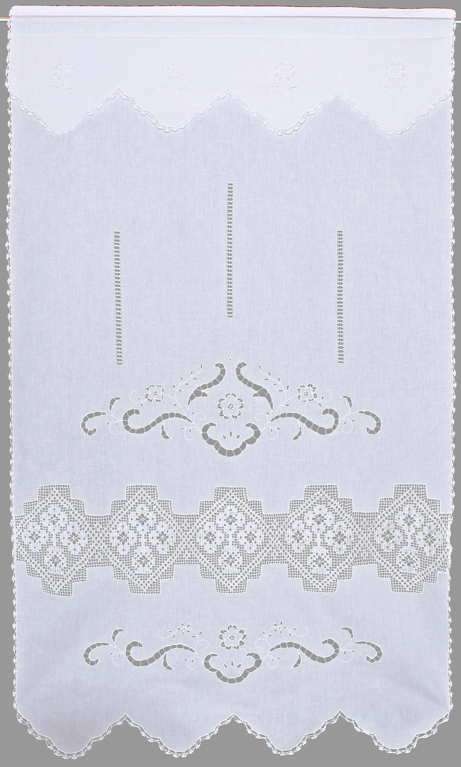 HOSSNER - ART OF HOME DECO Gardine »Bondone«, (1 St.), Häkelspitze - ECHTE Handarbeit