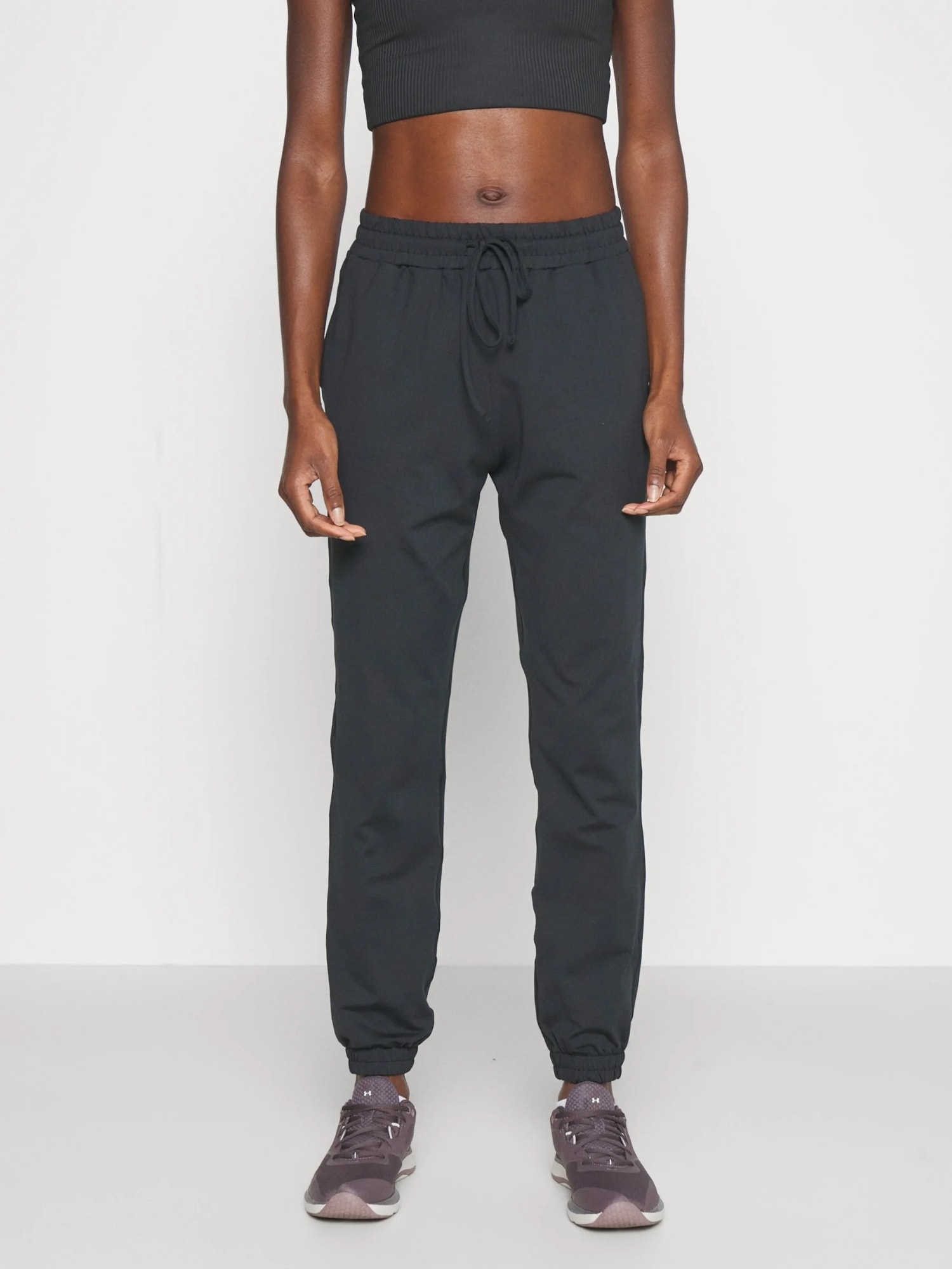 GIRLFRIEND COLLECTIVE Chinohose »Girlfriend Collective Trouser Reset«