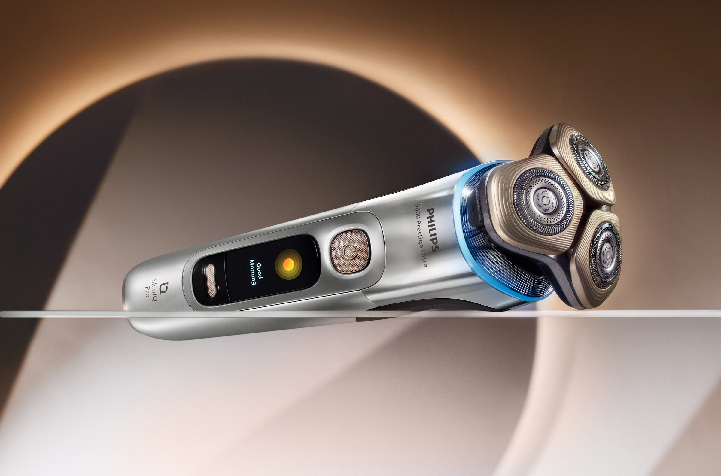 Philips Elektrorasierer »Series i9000 Prestige Ultra XP9404/46«, 1 St. Aufsätze, mit SkinIQ Technologie, inkl. UV-Ladecase, 1 Kartusche