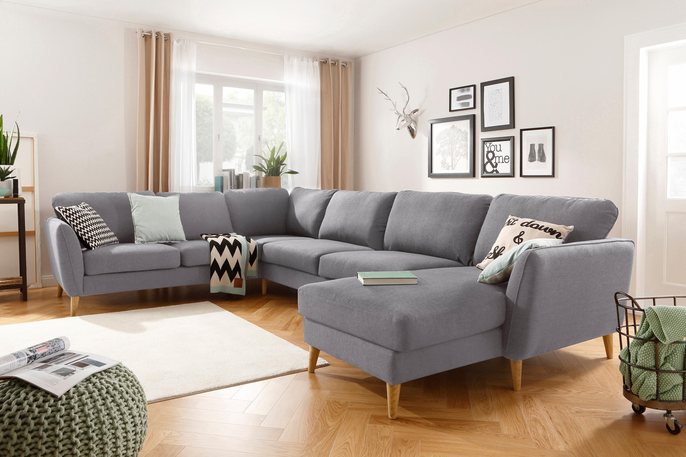 Home affaire Wohnlandschaft »MARSEILLE XXL 349cm, U-Form, Ottomane rechts/links wählbar«, Massivholzbeine aus Eiche, In verschieden Bezügen und Farbvarianten