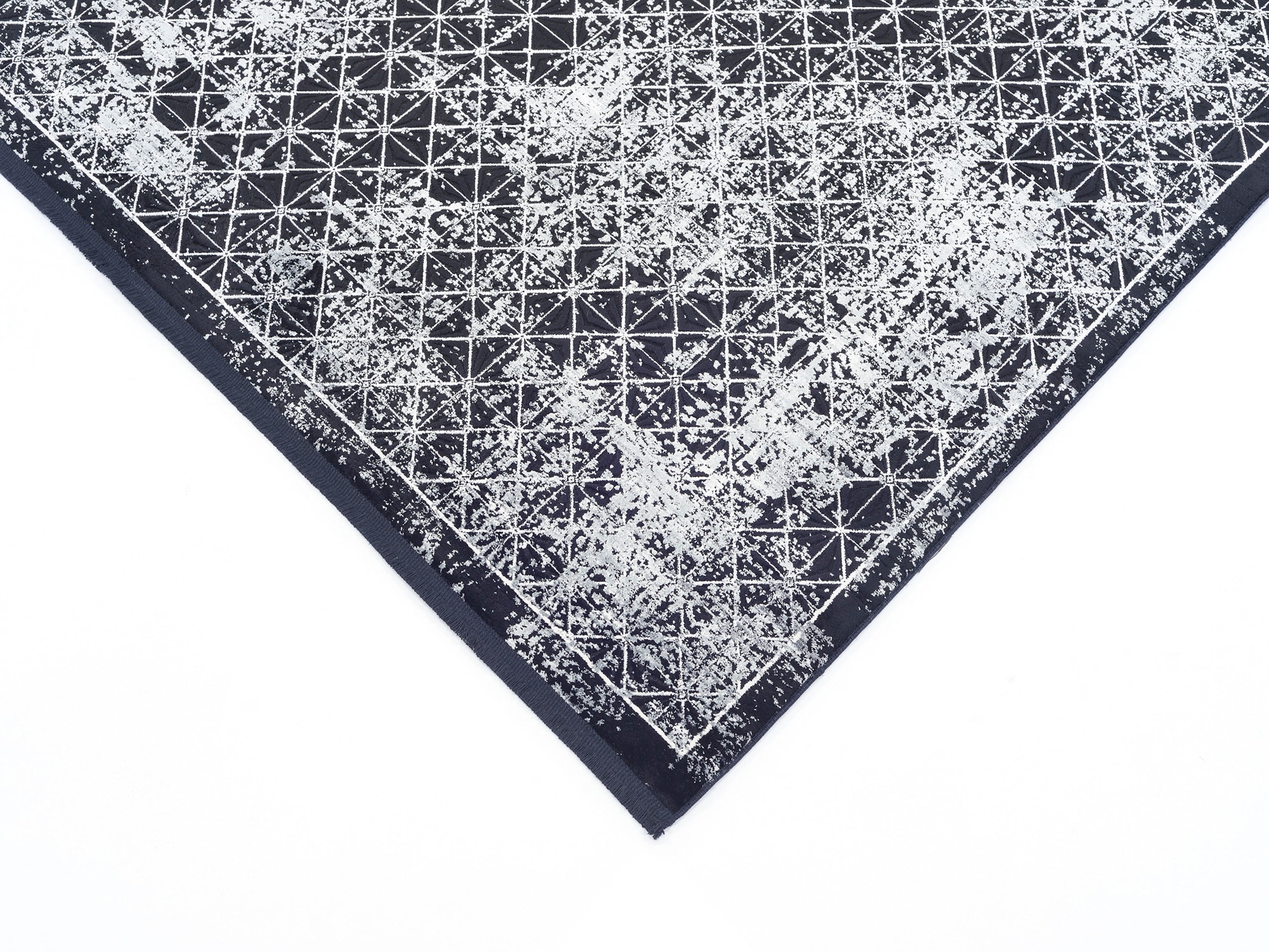 WK WOHNEN Teppich »BLACKLINE DIAMOND«, rechteckig, 8 mm Höhe, fein eingefasst, sowie speziell veredelt, besonders flache Struktur