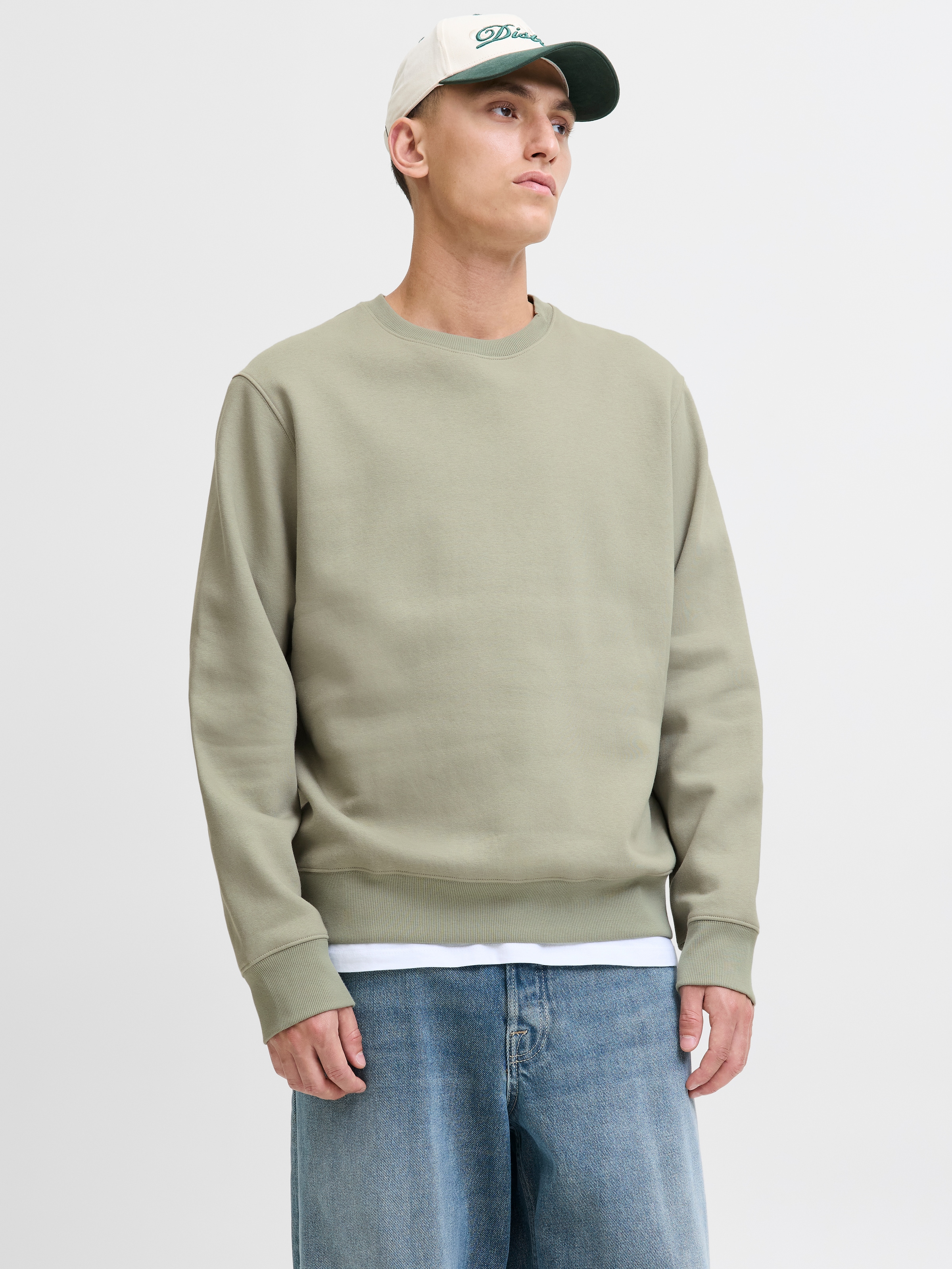 Jack & Jones Sweatshirt »JJESTAR BASIC SWEAT CREW NECK NOOS«, mit Rundhalsausschnitt
