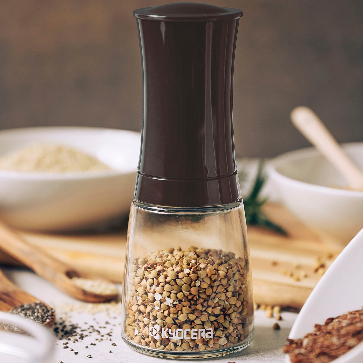 KYOCERA Getreidemühle, Keramikmahlwerk, für Leinsamen, Quinoa, Fenchel