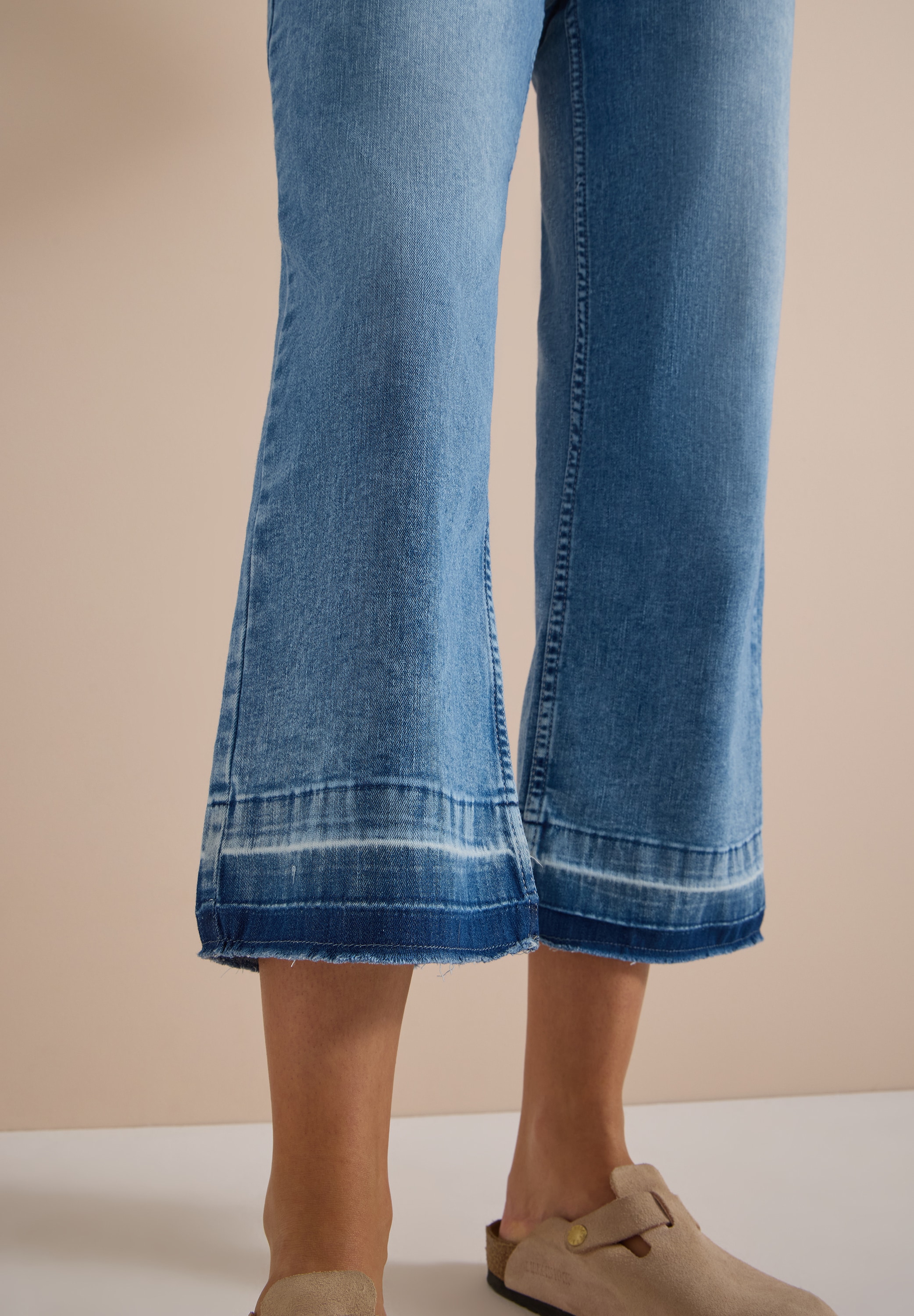 Cecil Straight-Jeans »Style Neele« Verkürzte Jeans mit fransigem Saum