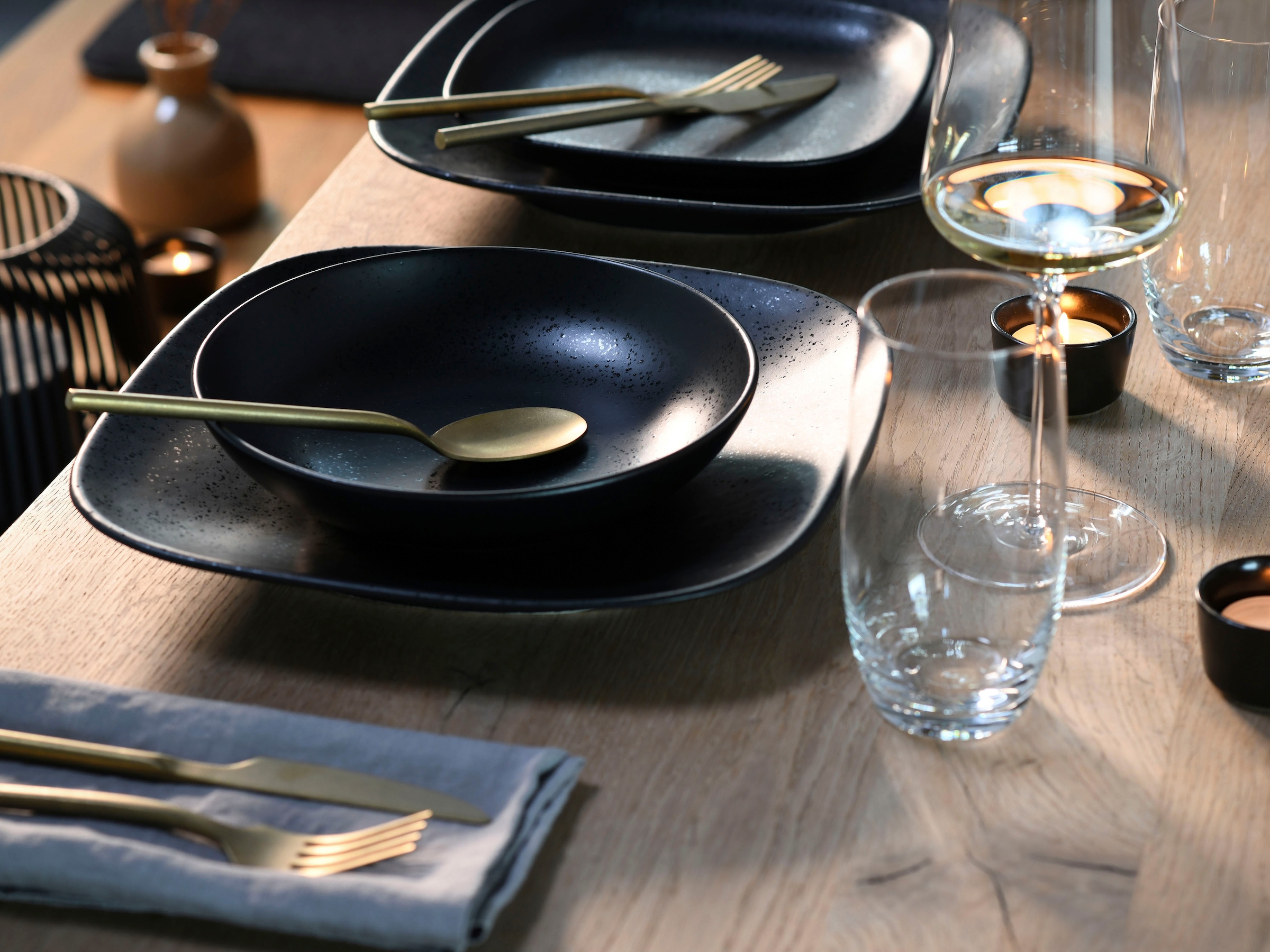 CreaTable Tafelservice »Magic Black Square«, (Set, 12 tlg.), matte Spezialglasur mit glänzenden Sprenkeln