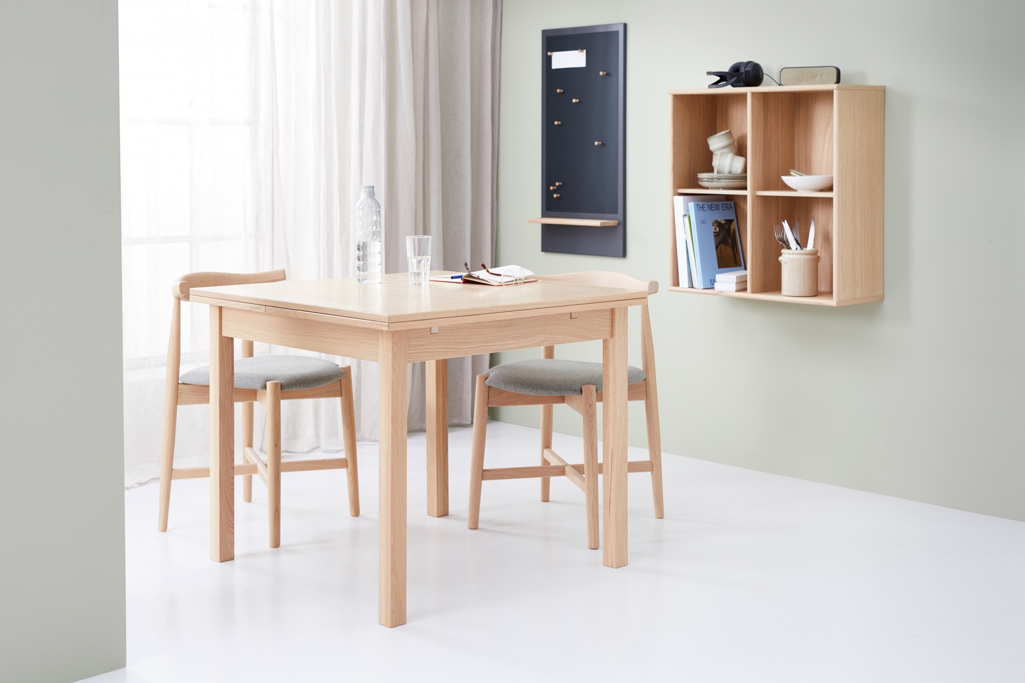 Hammel Furniture Essgruppe »Findahl/Basic by Hammel Dinex/Dora«, (Set, 3 tlg.), mit Dinex Esstisch 90(166)x90 und 2 Dora Stühle