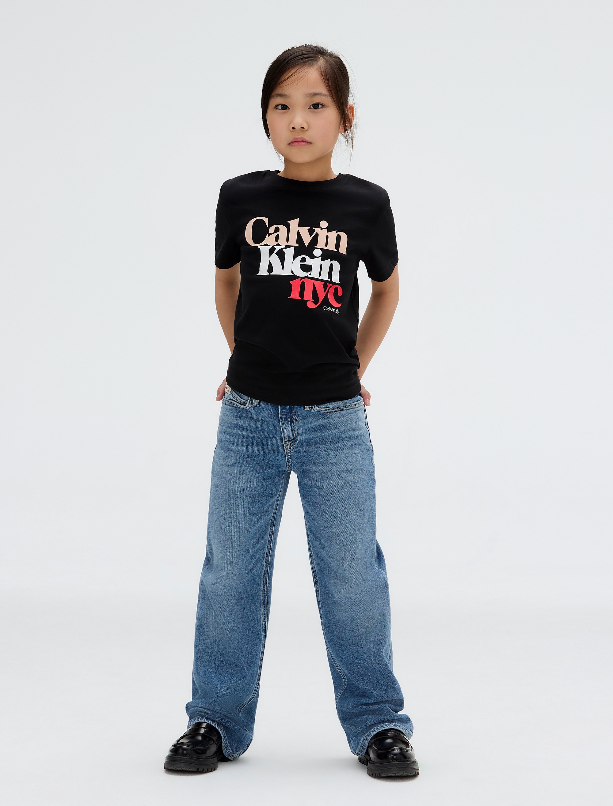 Calvin Klein Jeans T-Shirt »PEARL SIGNATURE NYC REGULAR TEE«, für Kinder bis 16 Jahre, mit großem Druck