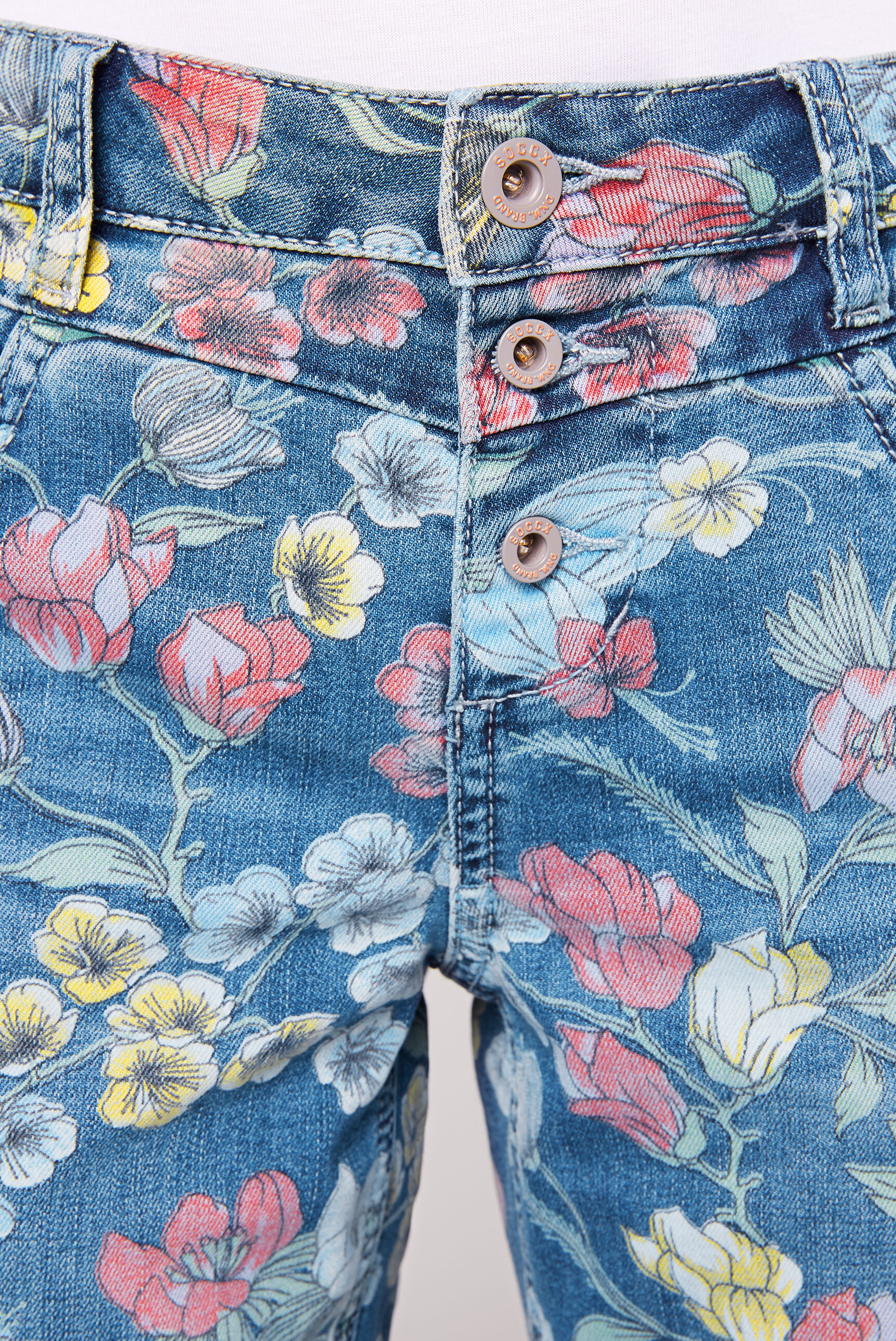 SOCCX Slim-fit-Jeans, mit sichtbarer Knopfleiste