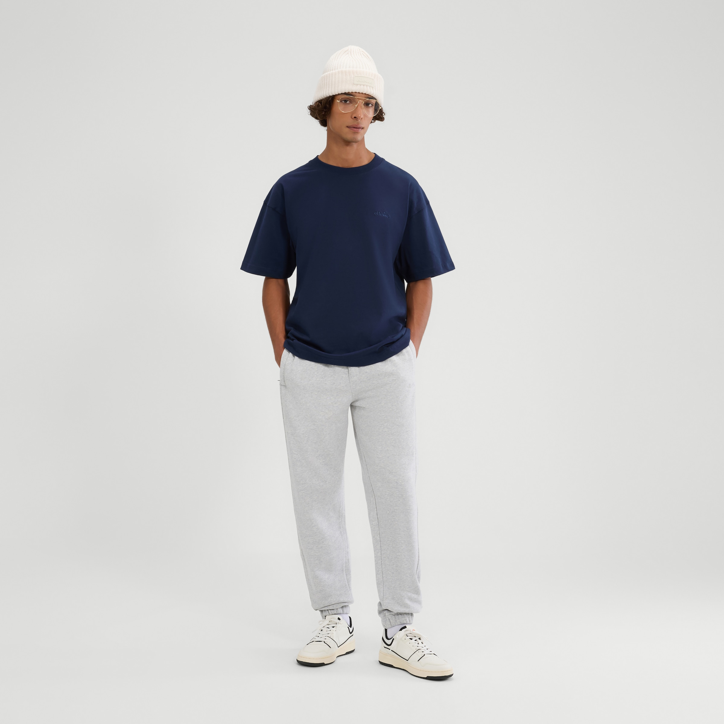 Ellesse T-Shirt »SUISIO T SHIRT« mit kurzen Ärmeln, aus Baumwolle, in leichter Qualität