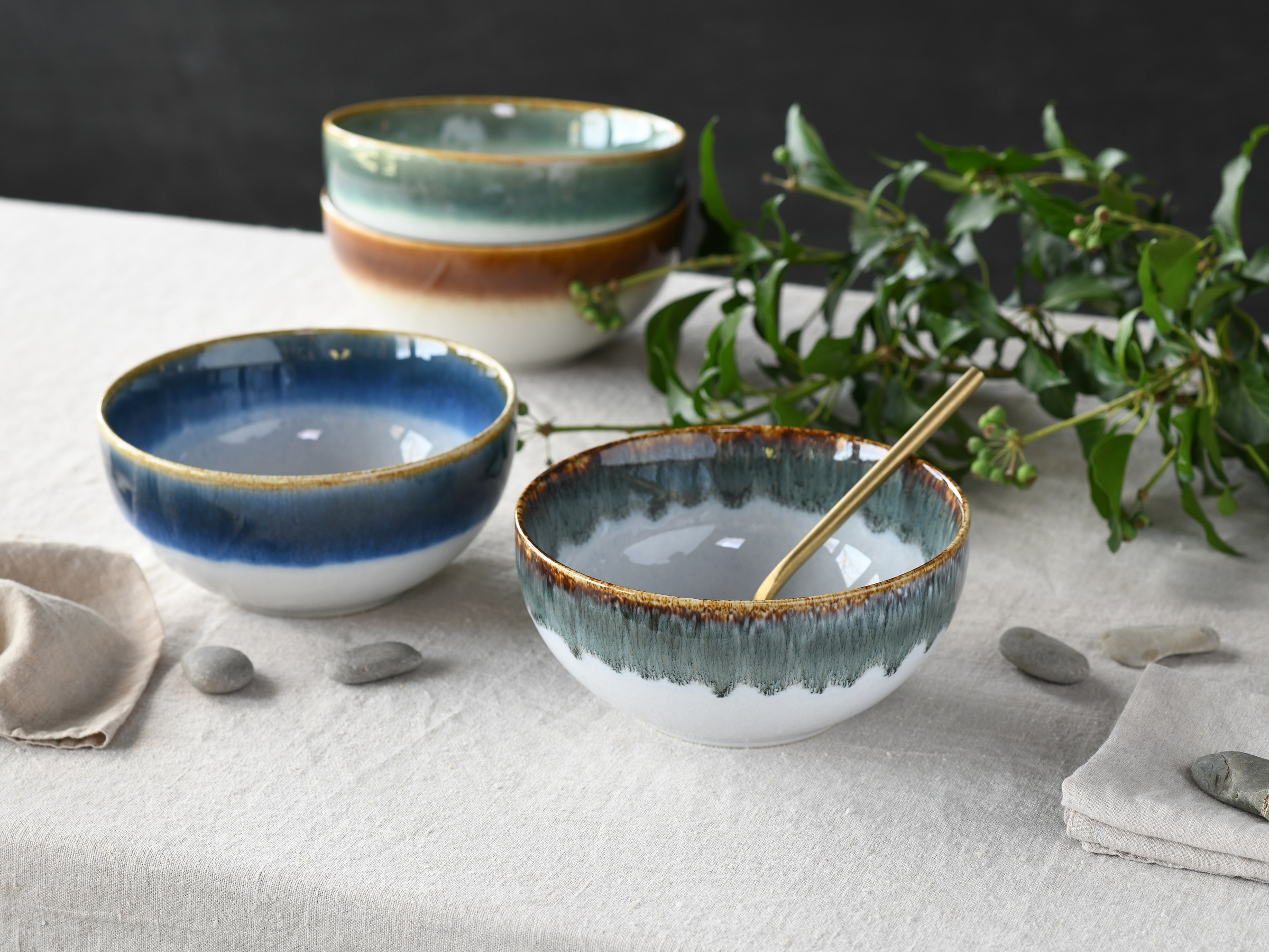 CreaTable Schale »Cascade, Buddha Bowl 17,5 cm 4-tlg«, 4 tlg., aus Steinzeug, Rekativglasur, Healthy Food