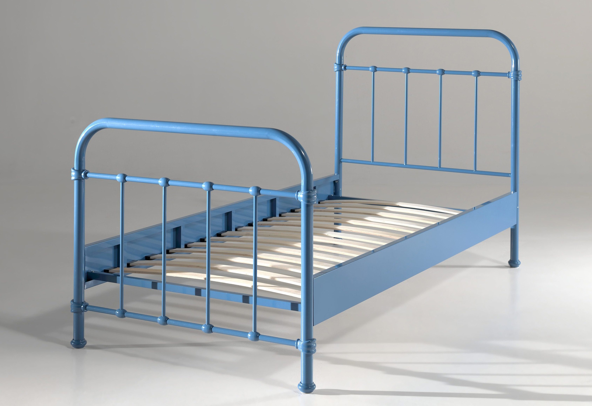 Vipack Einzelbett »New York, Bettgestell Metall, pulverbeschichtet, in zeitlosem Design«, (H/T ca. 100x210cm, inkl. Lattenrost, sehr stabil gebaut), zwei Breiten und mehrere Farben zu Auswahl