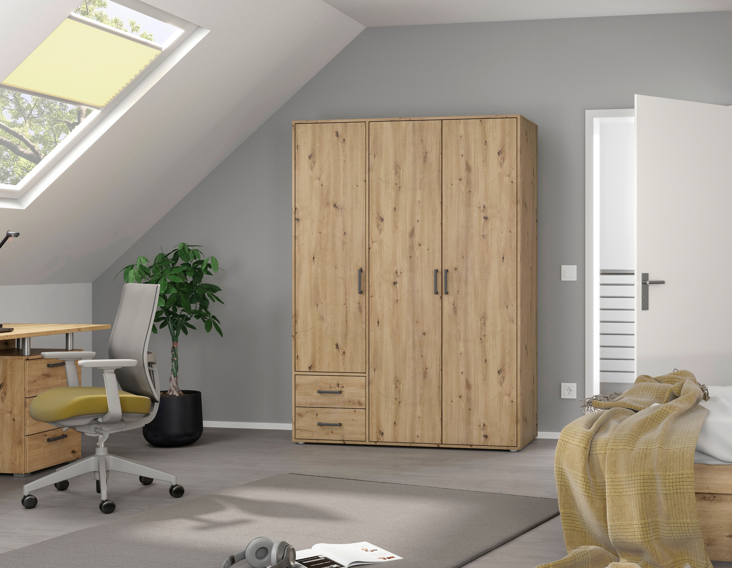 rauch Drehtürenschrank »Kleiderschrank Schrank Garderobe Wäscheschrank VOYAGER«, (in 3 verschiedenen Ausstattungen BASIC/CLASSIC/PREMIUM), moderne Griffe in Graumetallic mit Außenschubkästen MADE IN GERMANY