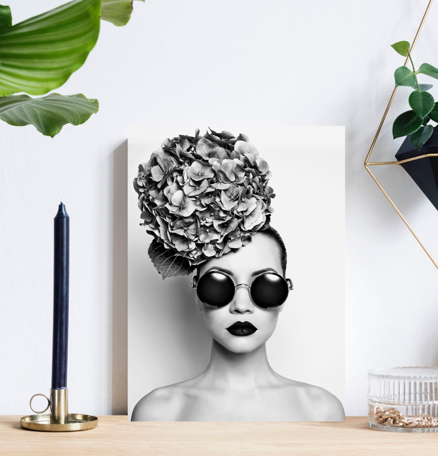 queence Acrylglasbild »Frau mit Blumenhut«, Frau-Kunst-Schwarz-Weiß-Bilder günstig online kaufen